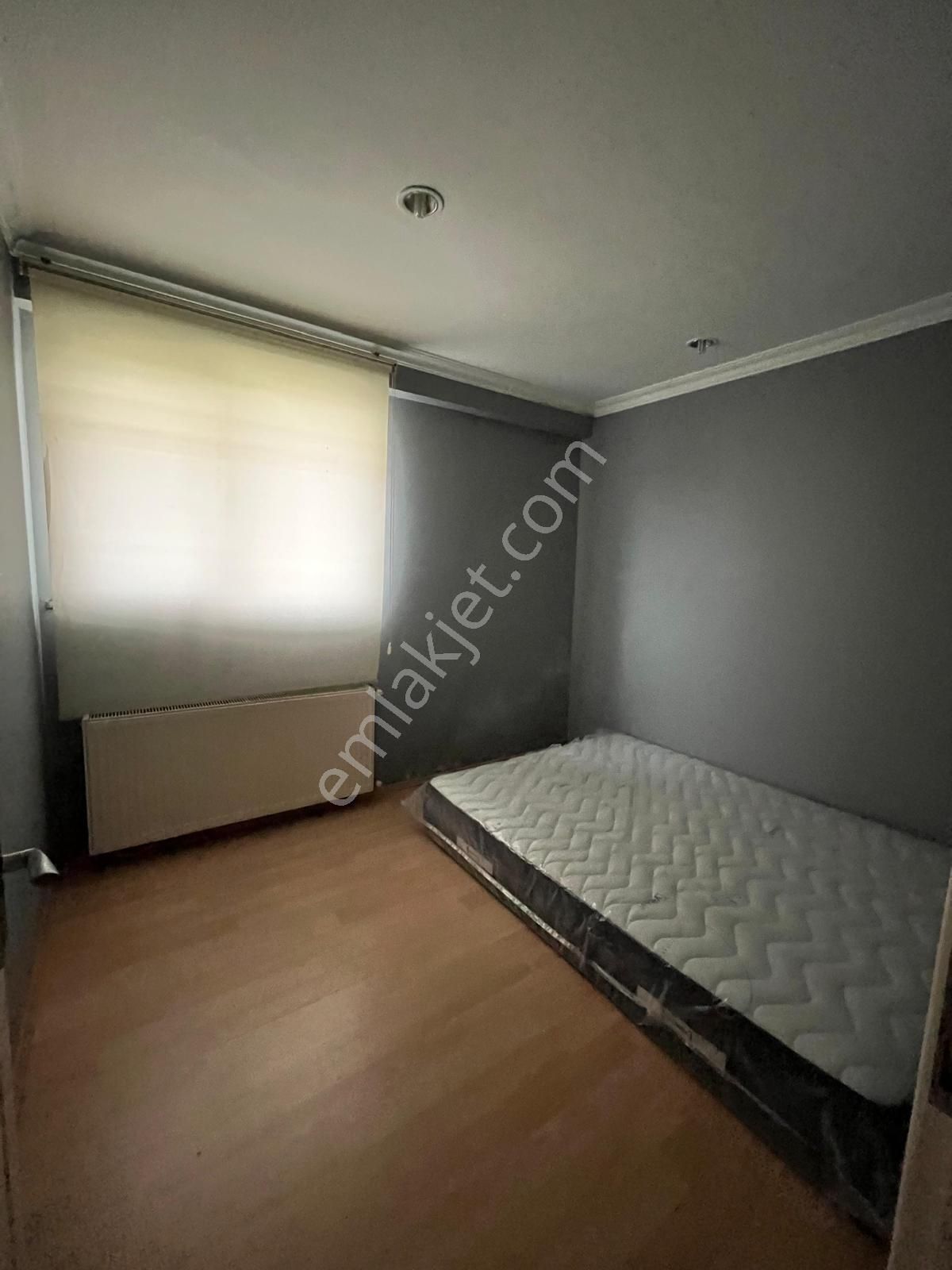 Pendik Güzelyalı Sahil Yolu Üstünde Arakat 1+1 Kiralık Ofis Veya Daire - Görsel 12