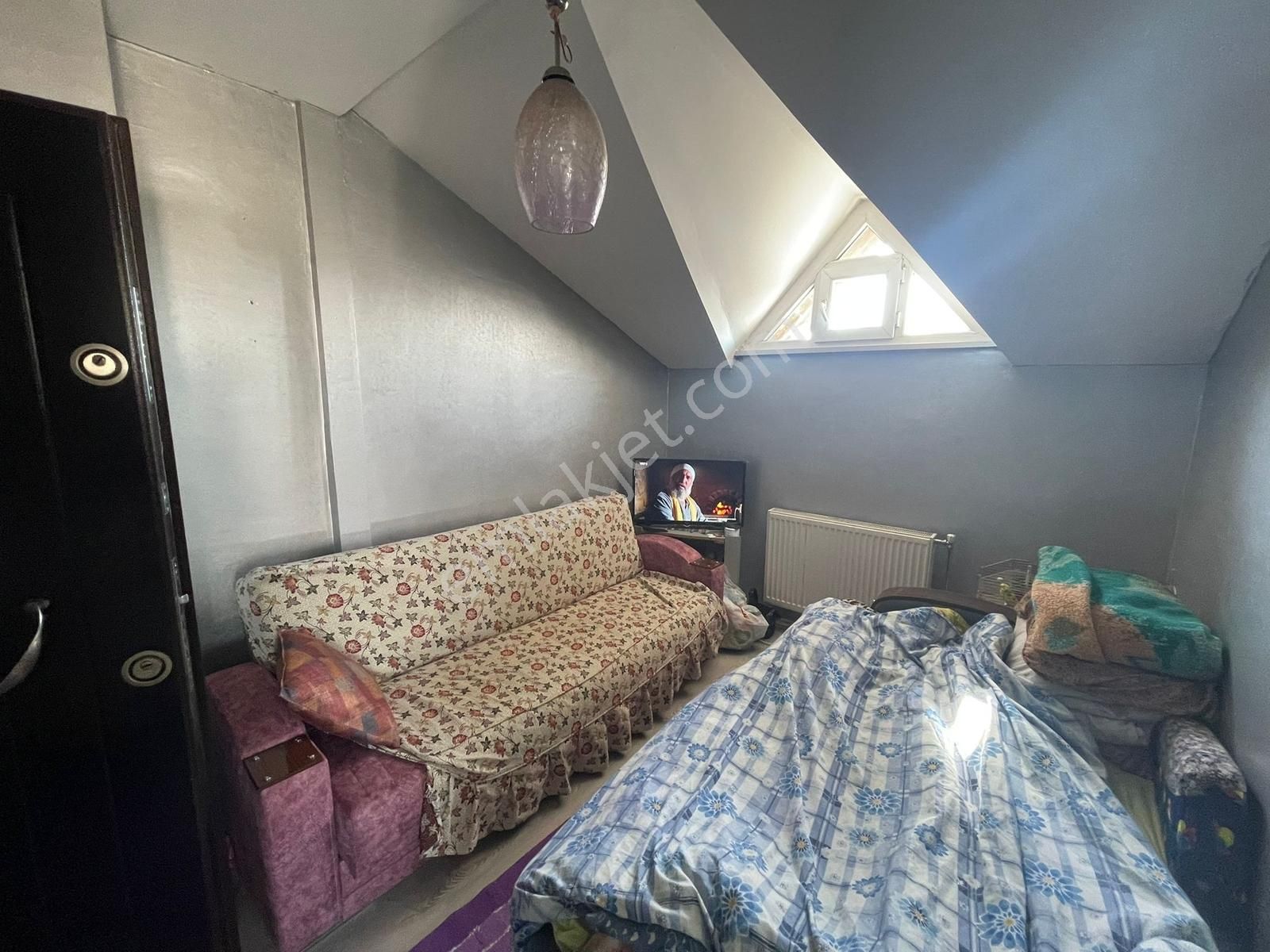 Tuğradan Çobançeşme'de İskanlı 4+2 Ayrı Girişli Dublex Daire - Görsel 13