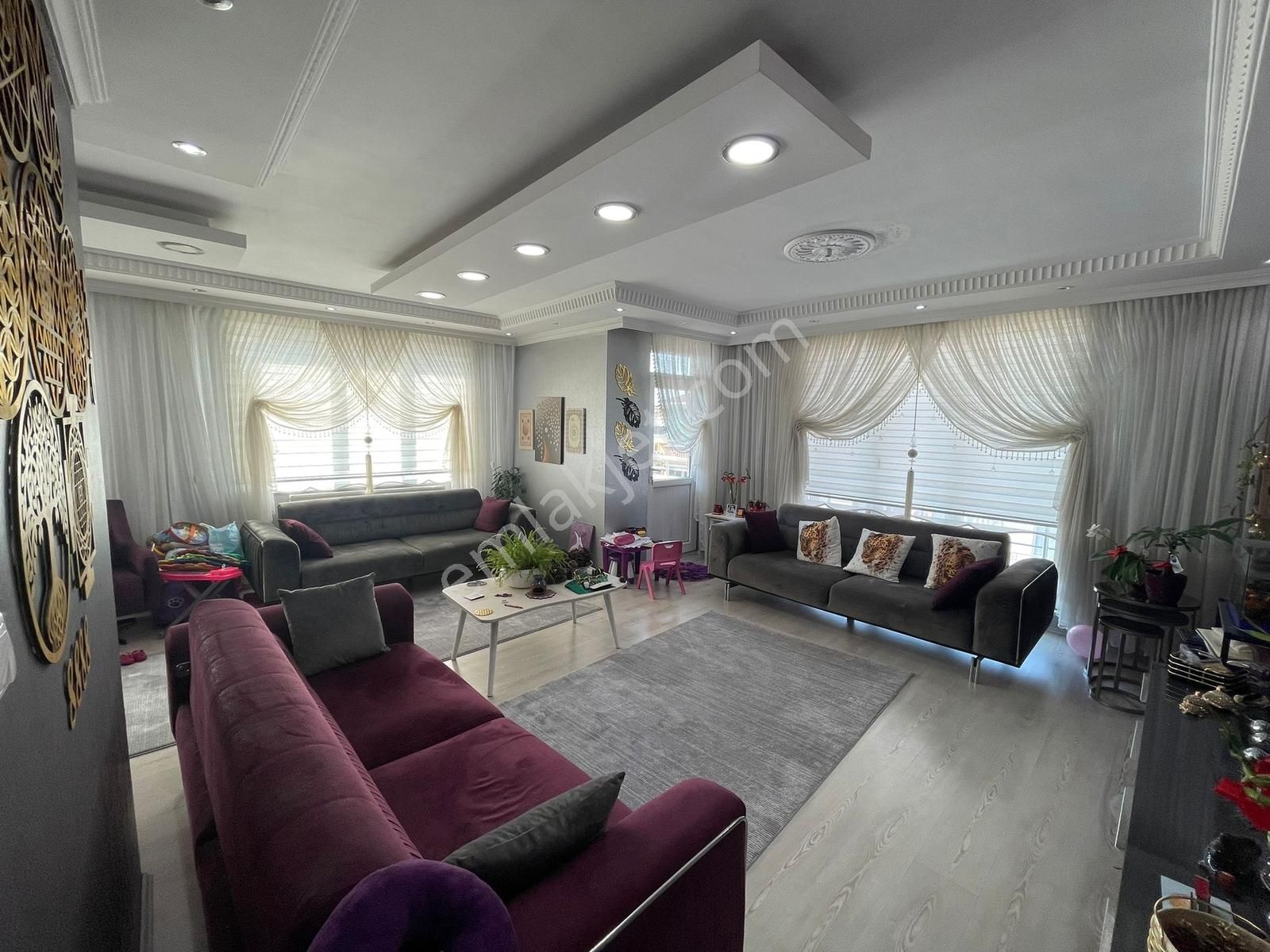 Tuğradan Çobançeşme'de İskanlı 4+2 Ayrı Girişli Dublex Daire - Görsel 8