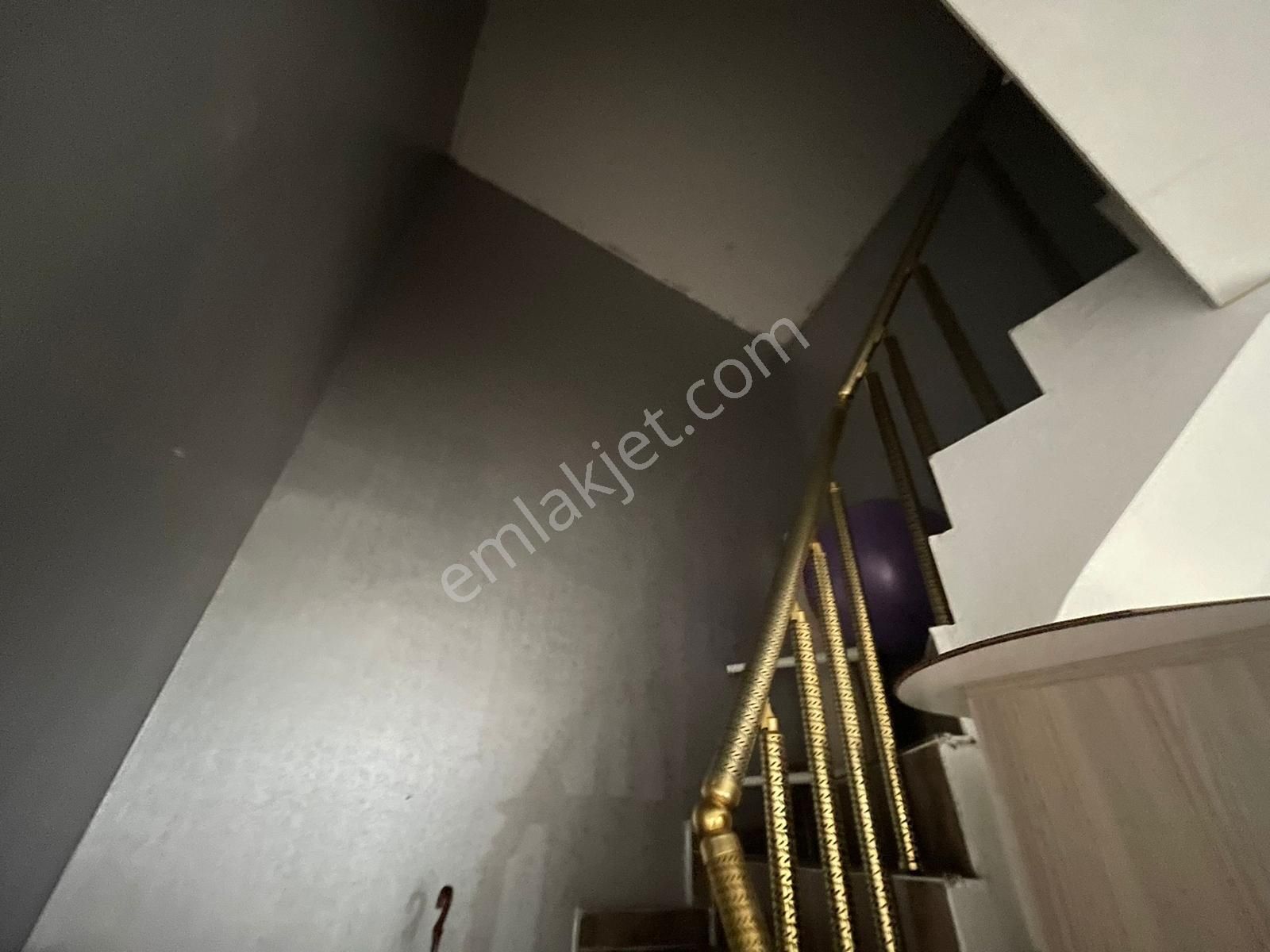 Tuğradan Çobançeşme'de İskanlı 4+2 Ayrı Girişli Dublex Daire - Görsel 27