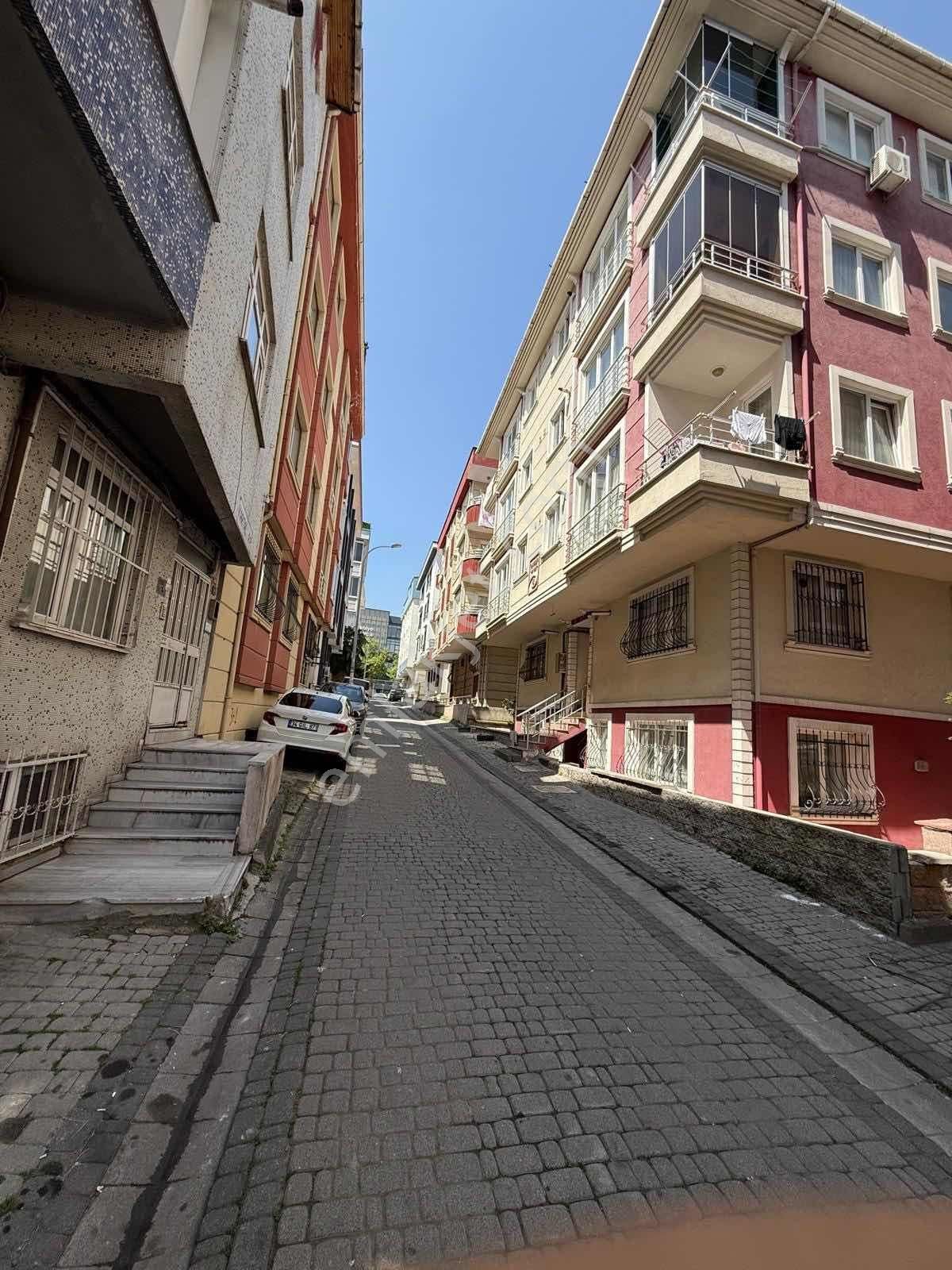 Ümraniye Yamanevler Mh.2+1 Büyük Ve İki Balkonlu Satılık Daire - Görsel 9