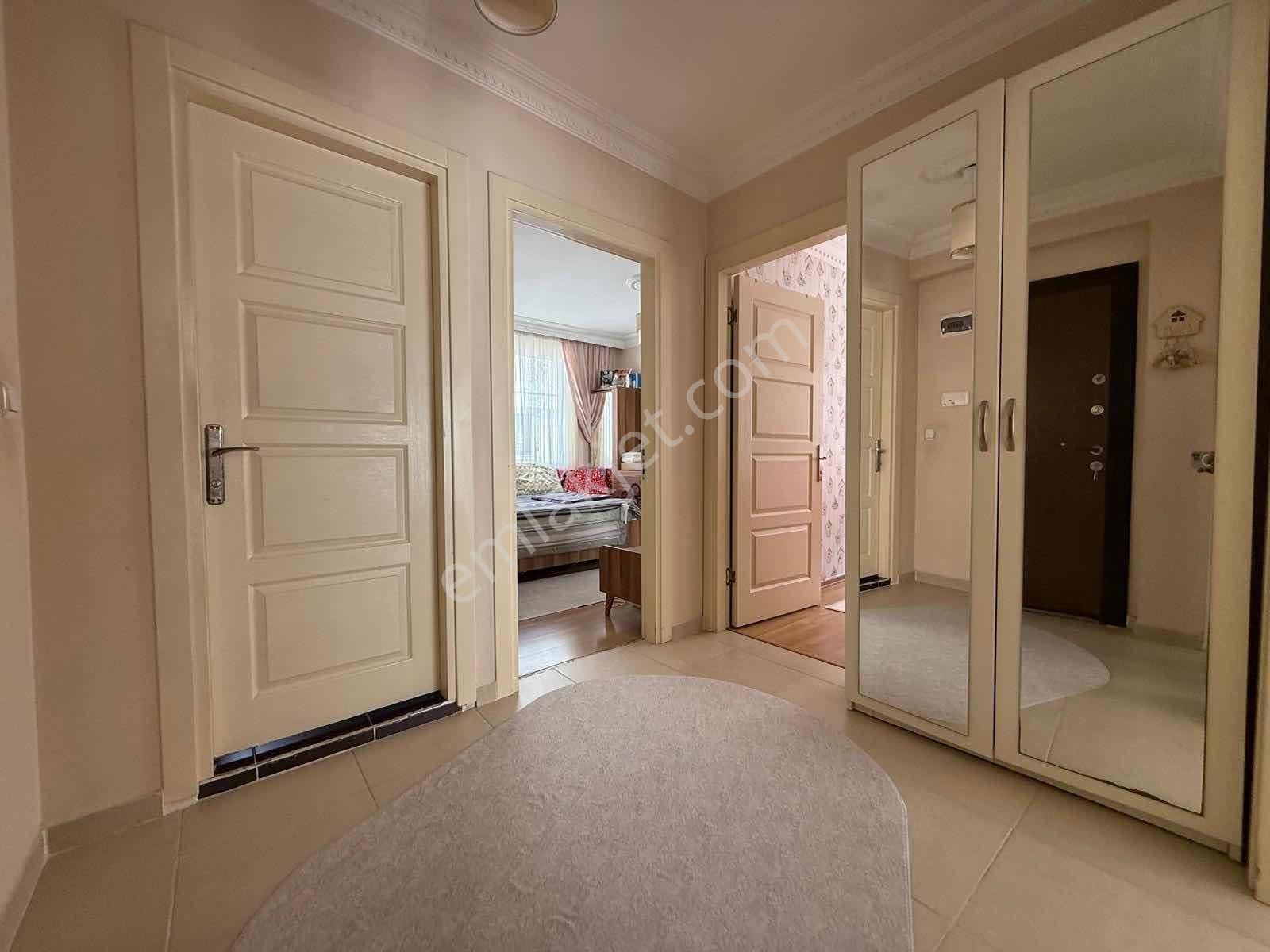 Ümraniye Yamanevler Mh.2+1 Büyük Ve İki Balkonlu Satılık Daire - Görsel 8