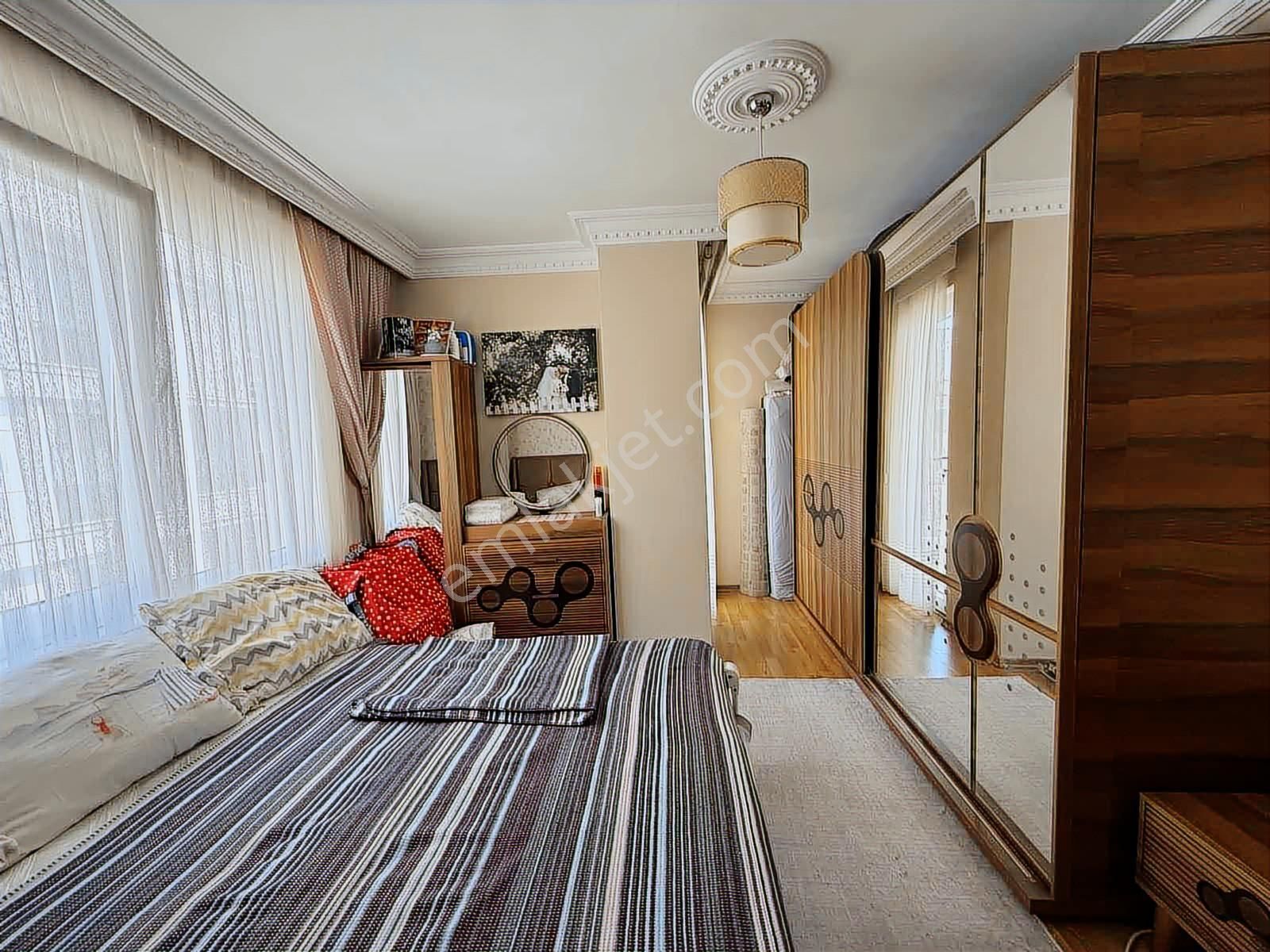 Ümraniye Yamanevler Mh.2+1 Büyük Ve İki Balkonlu Satılık Daire - Görsel 5