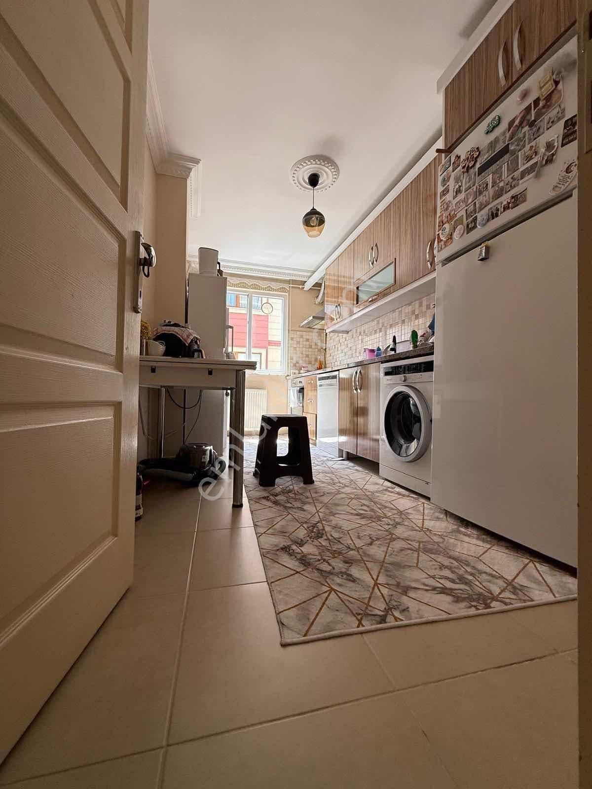 Ümraniye Yamanevler Mh.2+1 Büyük Ve İki Balkonlu Satılık Daire - Görsel 12