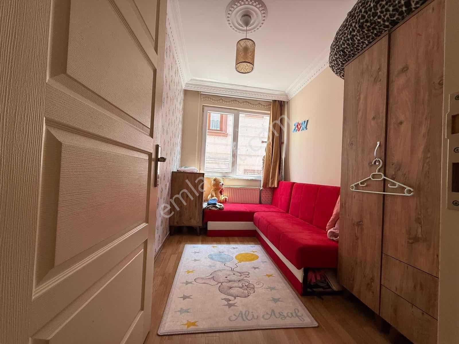 Ümraniye Yamanevler Mh.2+1 Büyük Ve İki Balkonlu Satılık Daire - Görsel 15