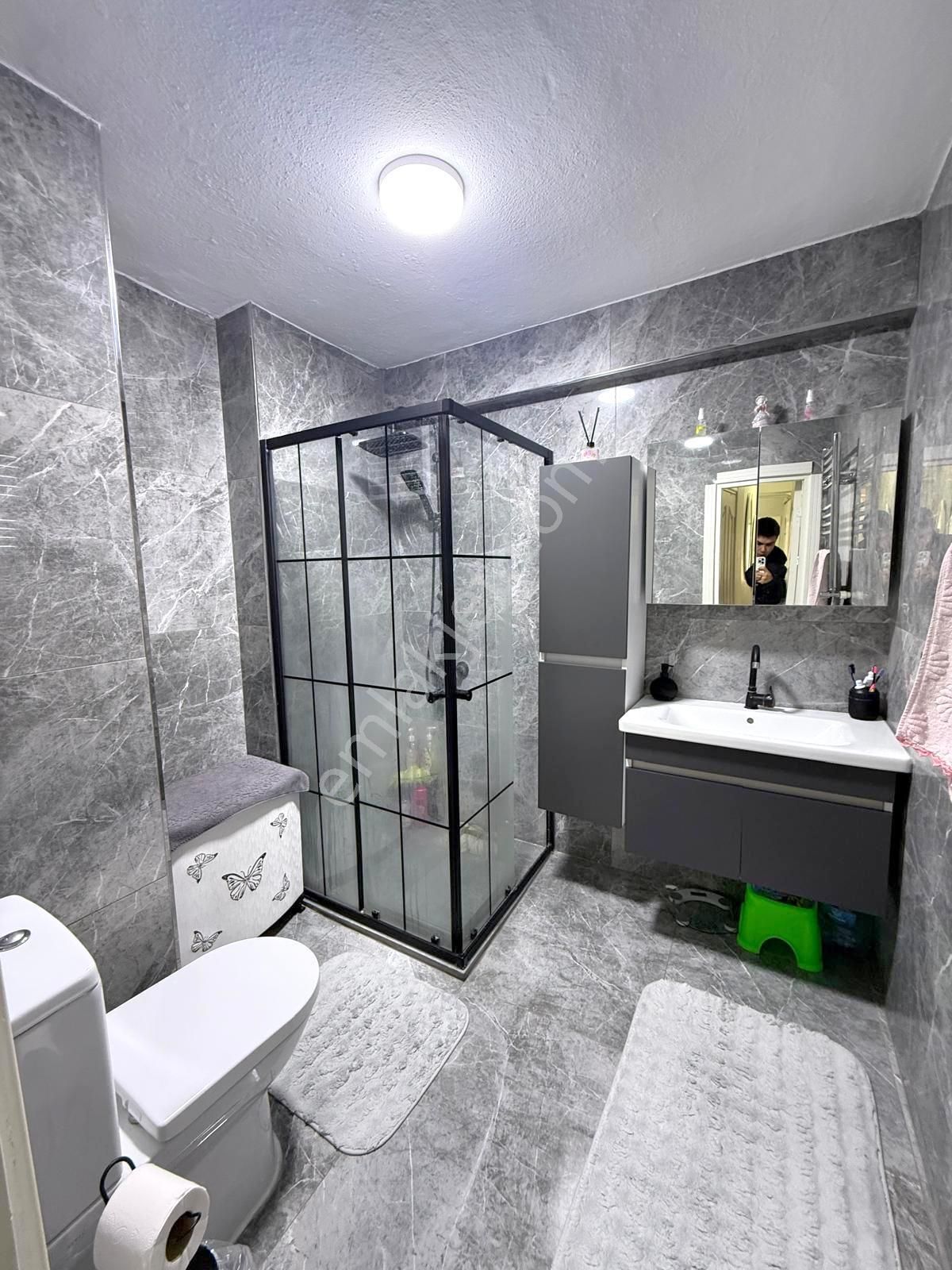 Tutar Dan Metrobüse 8 Dk Kat Mülkiyetli 2+1 Ara Kat Daire - Görsel 14