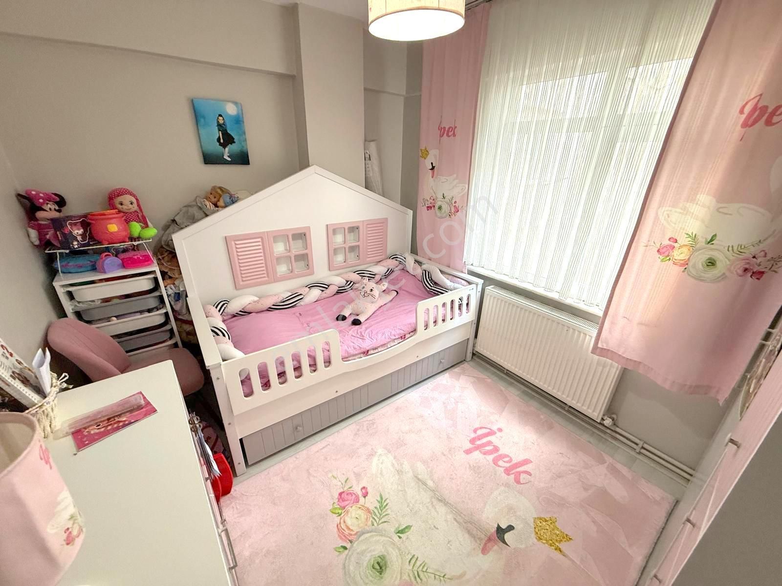 Tutar Dan Metrobüse 8 Dk Kat Mülkiyetli 2+1 Ara Kat Daire - Görsel 13