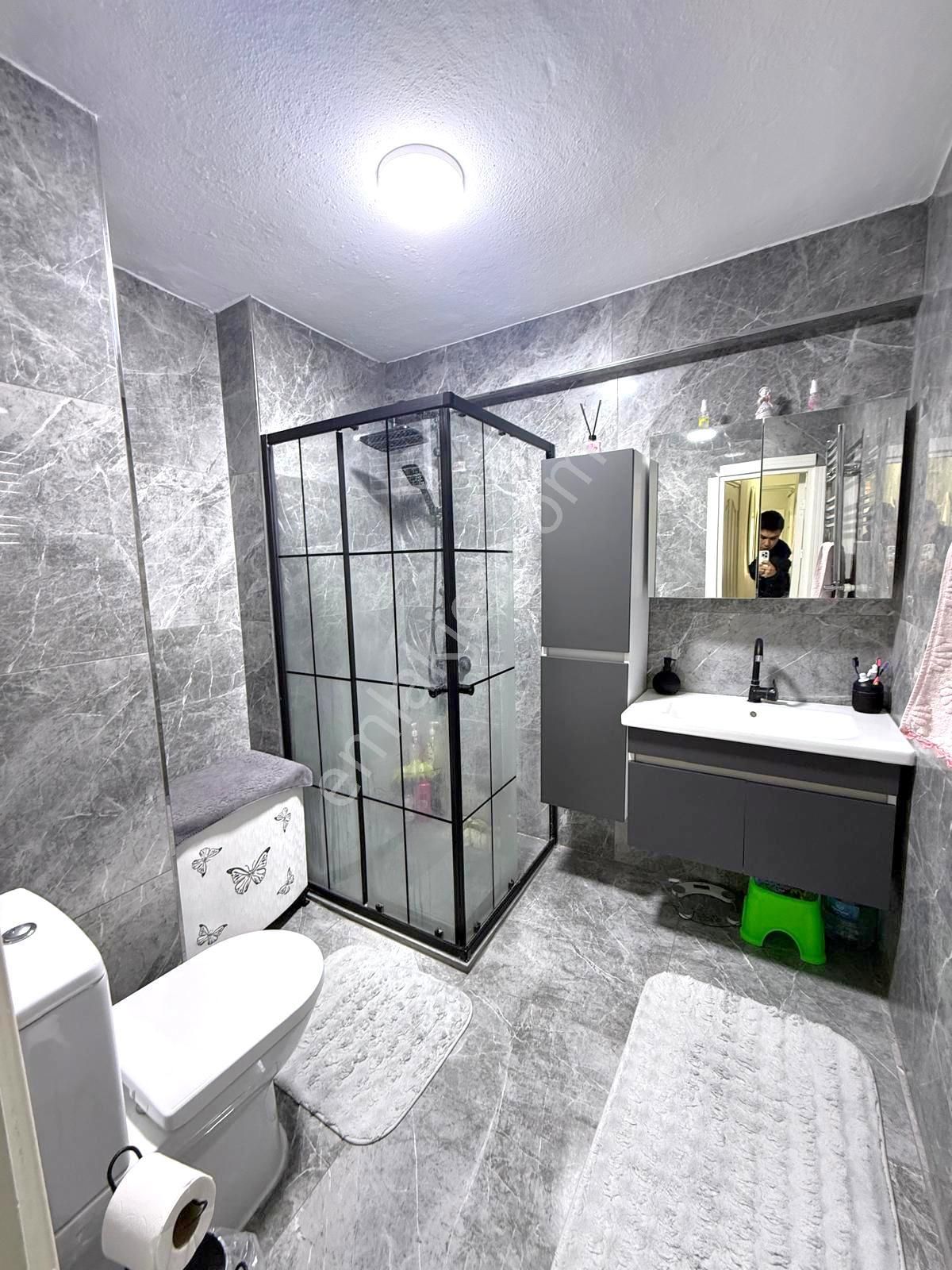 Tutar Dan Metrobüse 8 Dk Kat Mülkiyetli 2+1 Ara Kat Daire - Görsel 16