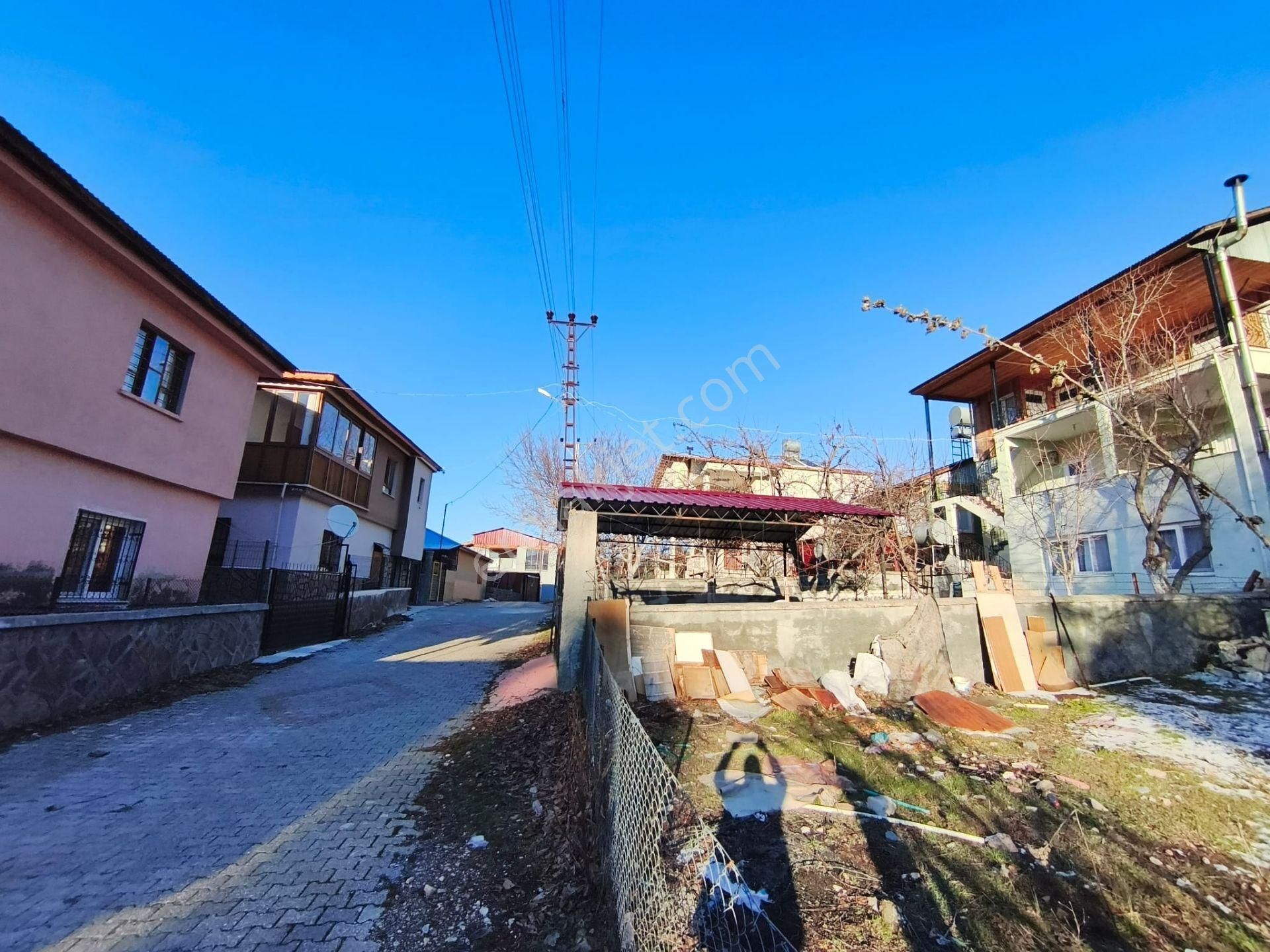Kar Emlaktan Akçatekir Üçolukta 290 M2 Çevre Duvarı Yapılmış Satılık Arsa - Görsel 6