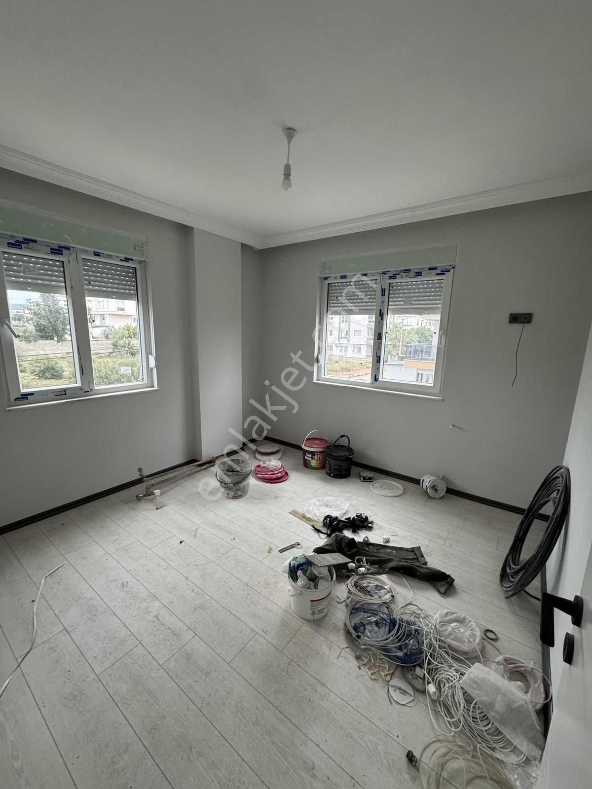 Tramvaya Cok Yakın Asansör İskan Ayrı Mutfak Vc - Görsel 16