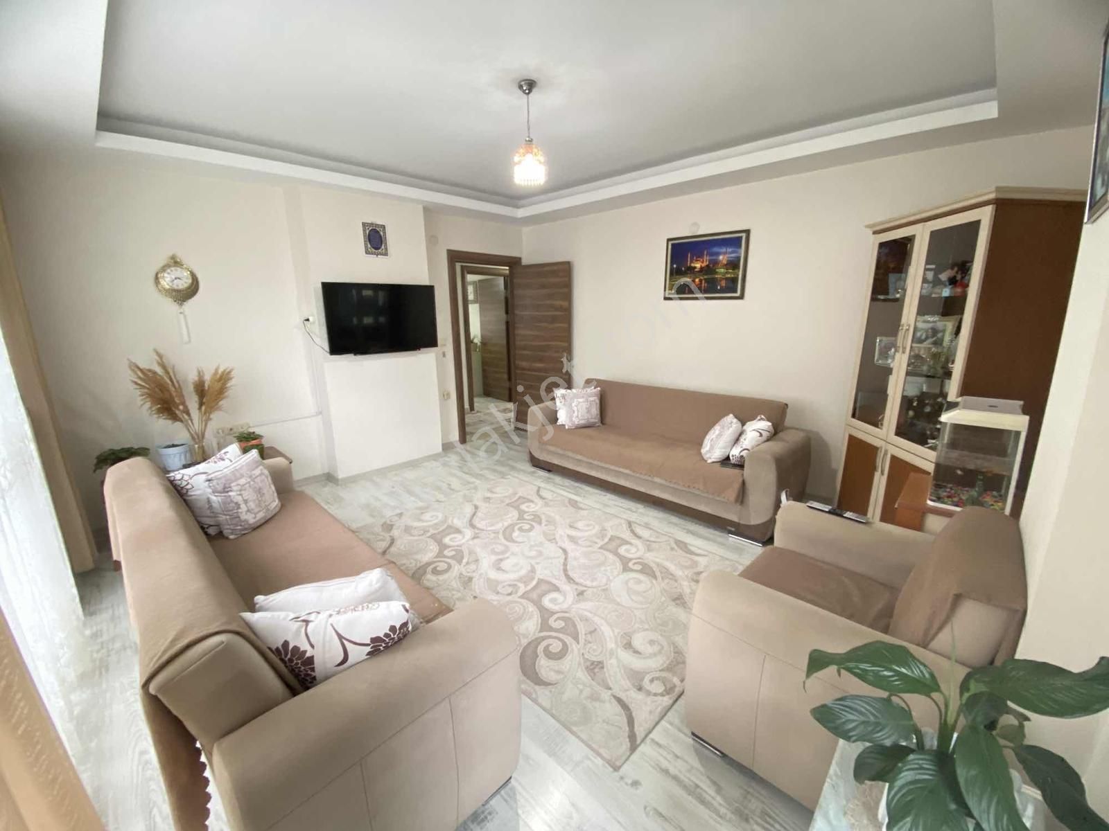 Atakum İstiklal Mahallesinde 3+1 Cağaloğluna Yakın Daire