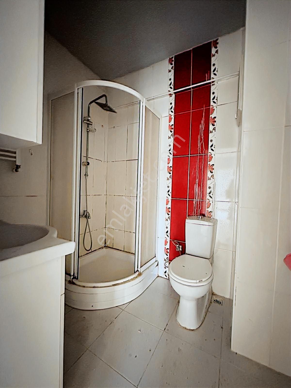 Tuğra'dan Şeyhsinan Mah.kıvanç Bölgesinde 2+1 Arakat Satılık - Görsel 3