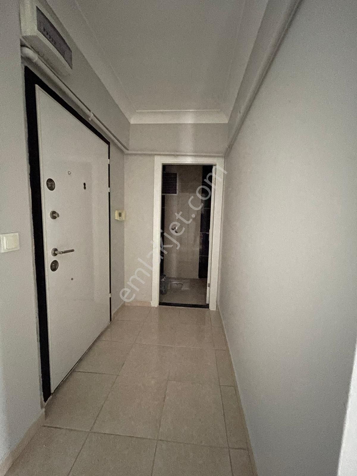 Yükseltepe'de Masrafsız & İçi Yapılı Ara Katta 3+1 Kiralık Daire - Görsel 6