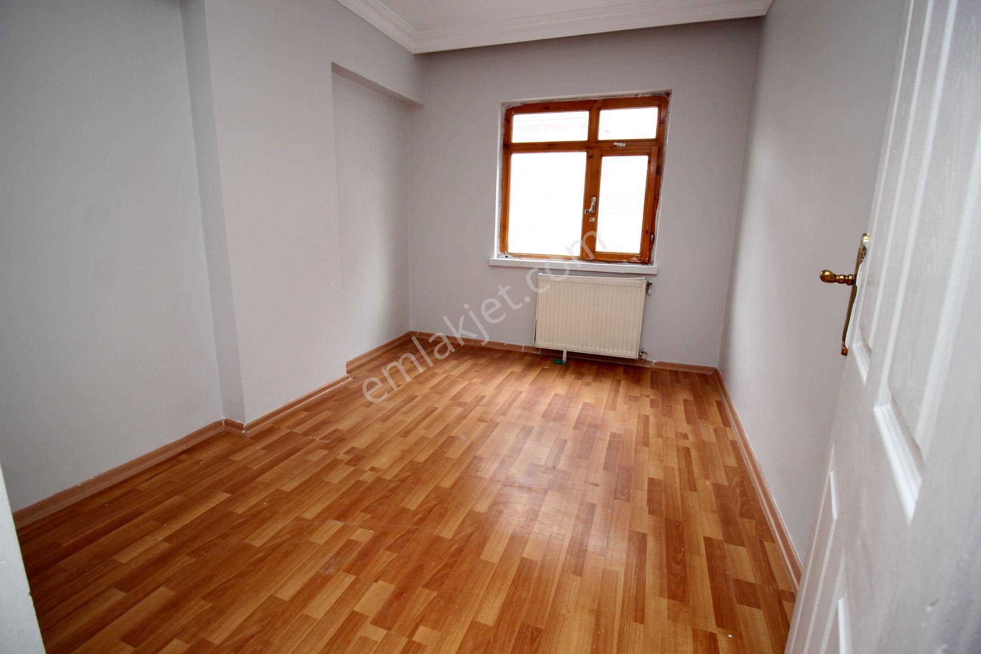 Emre Emlaktan Elvankent'te 14.cd Yanı Arakatta 3+1 Kiralık Daire - Görsel 10