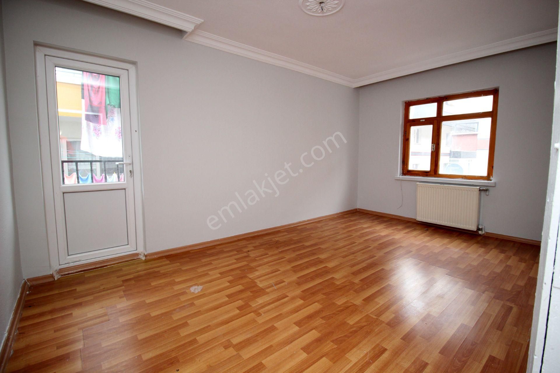 Emre Emlaktan Elvankent'te 14.cd Yanı Arakatta 3+1 Kiralık Daire - Görsel 12