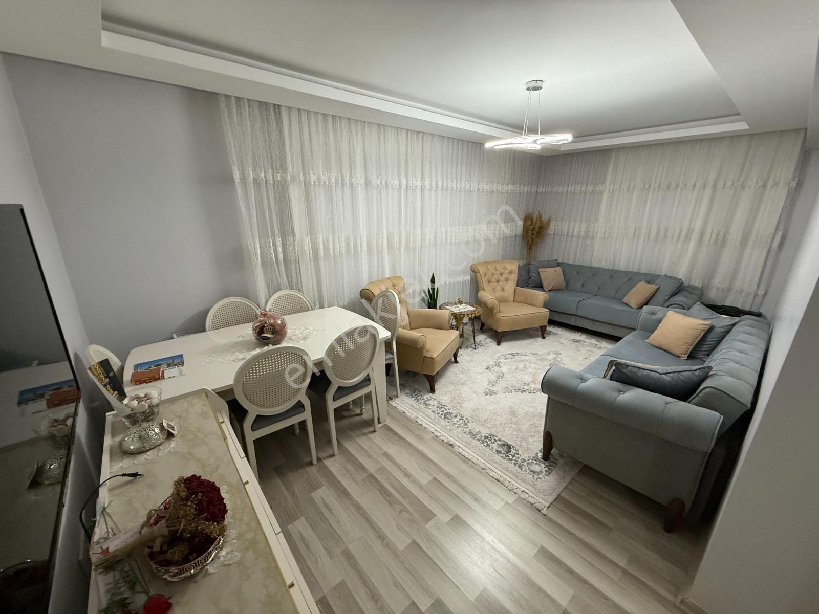 Keçiörende Ara Kat 3+1 Kilerli Ebeveyn Banyolu Lüks Daire - Görsel 9