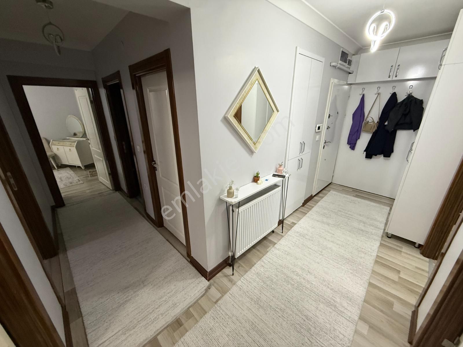 Keçiörende Ara Kat 3+1 Kilerli Ebeveyn Banyolu Lüks Daire - Görsel 30