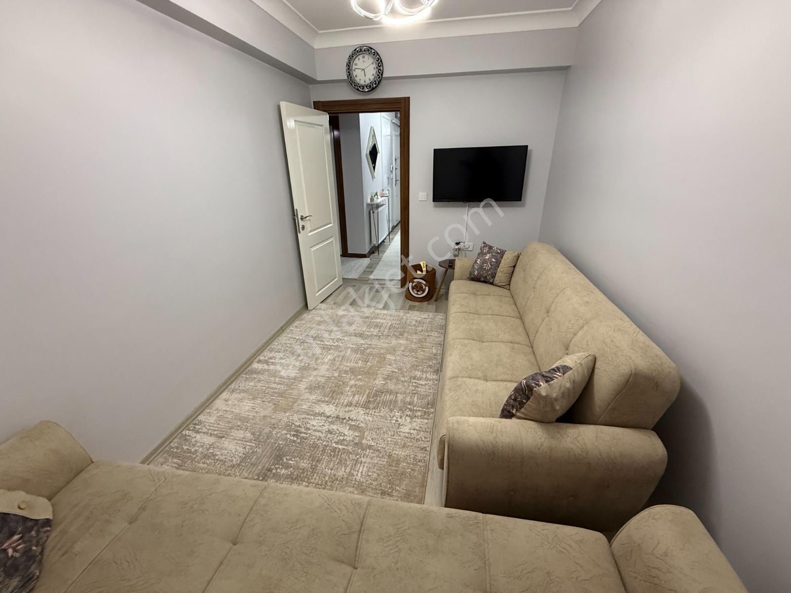 Keçiörende Ara Kat 3+1 Kilerli Ebeveyn Banyolu Lüks Daire - Görsel 17