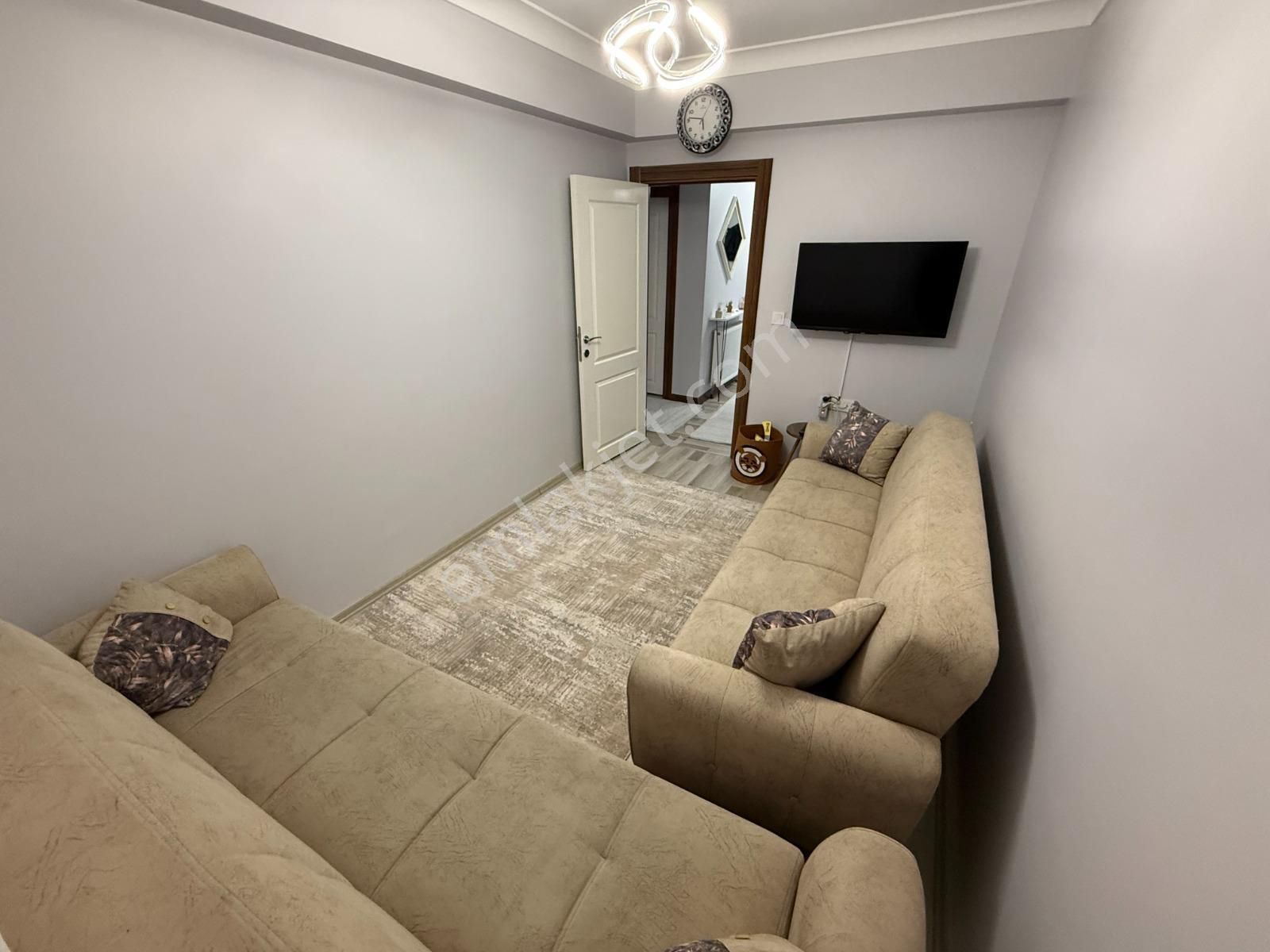 Keçiörende Ara Kat 3+1 Kilerli Ebeveyn Banyolu Lüks Daire - Görsel 16