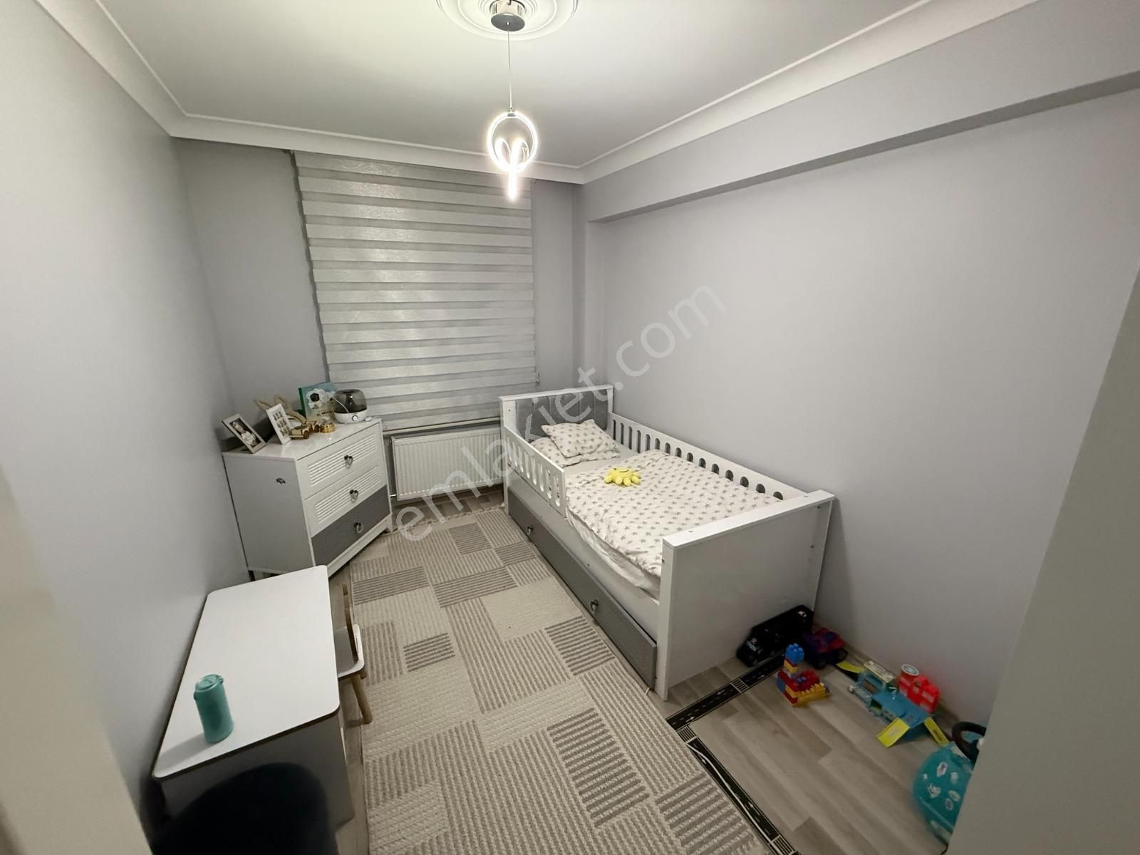 Keçiörende Ara Kat 3+1 Kilerli Ebeveyn Banyolu Lüks Daire - Görsel 24