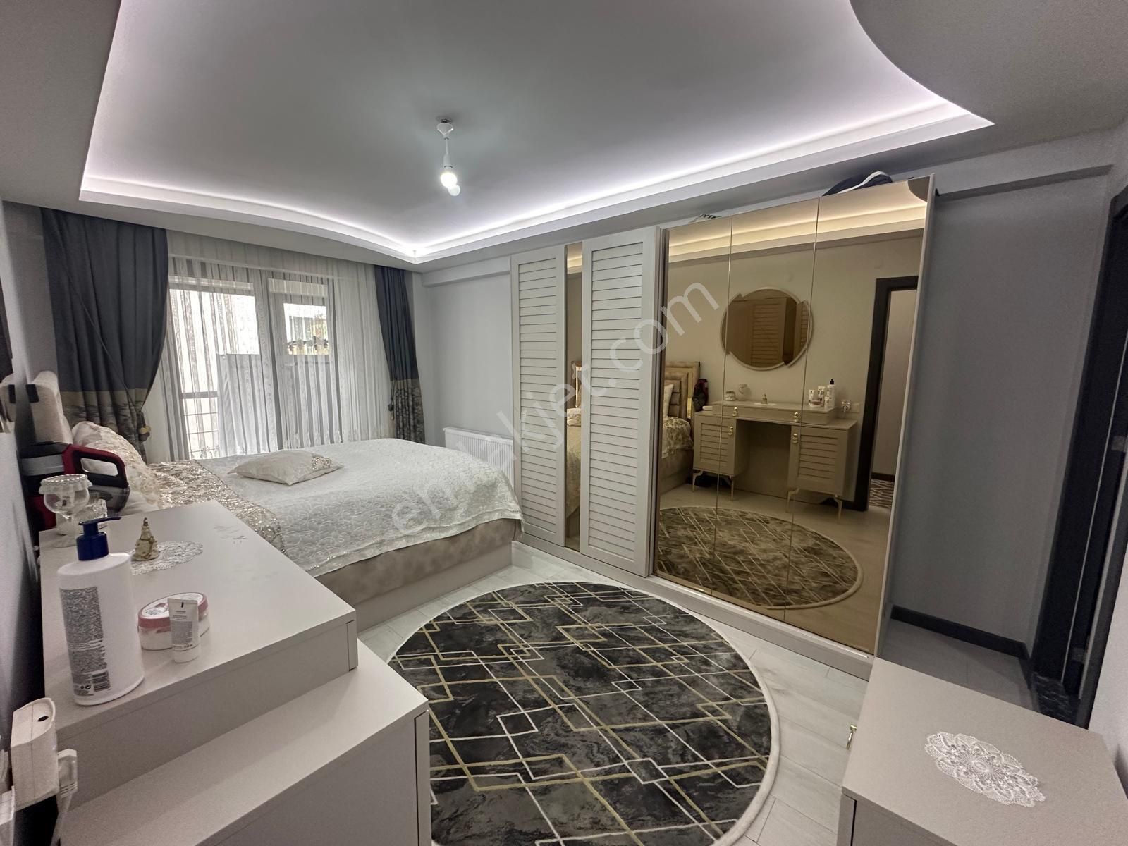 🌸🏘️ Kumlubel’in En Gözde Noktasında, Geniş, İskanlı 3+1! • Ara Kat • Ebeveyn Banyolu 🌸🎭 (d128) - Görsel 3