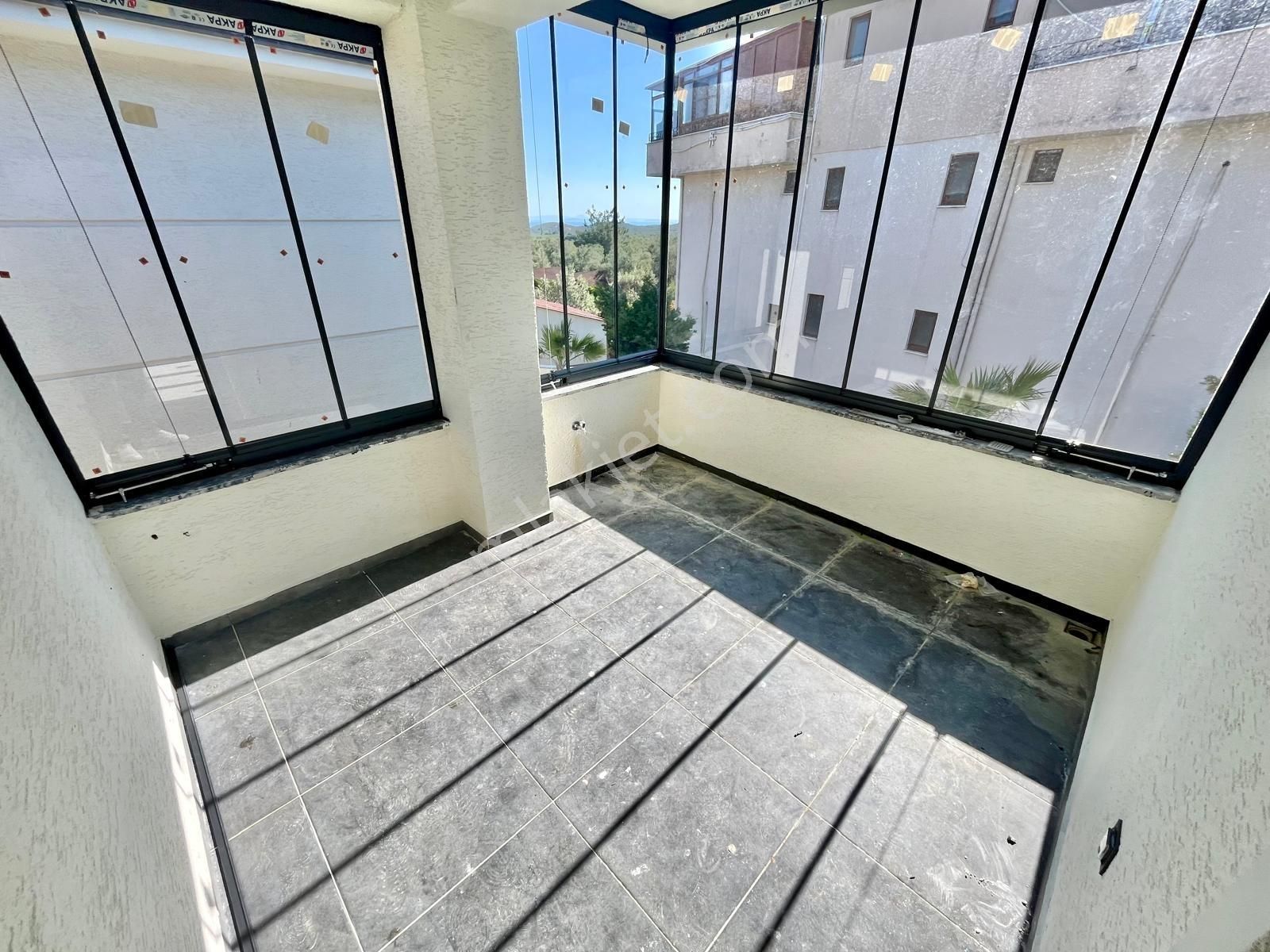 Gümüşden Kızılkeçilde Yüzme Havuzlu Kazdağlarına Komşu 4+1 Villa - Görsel 15