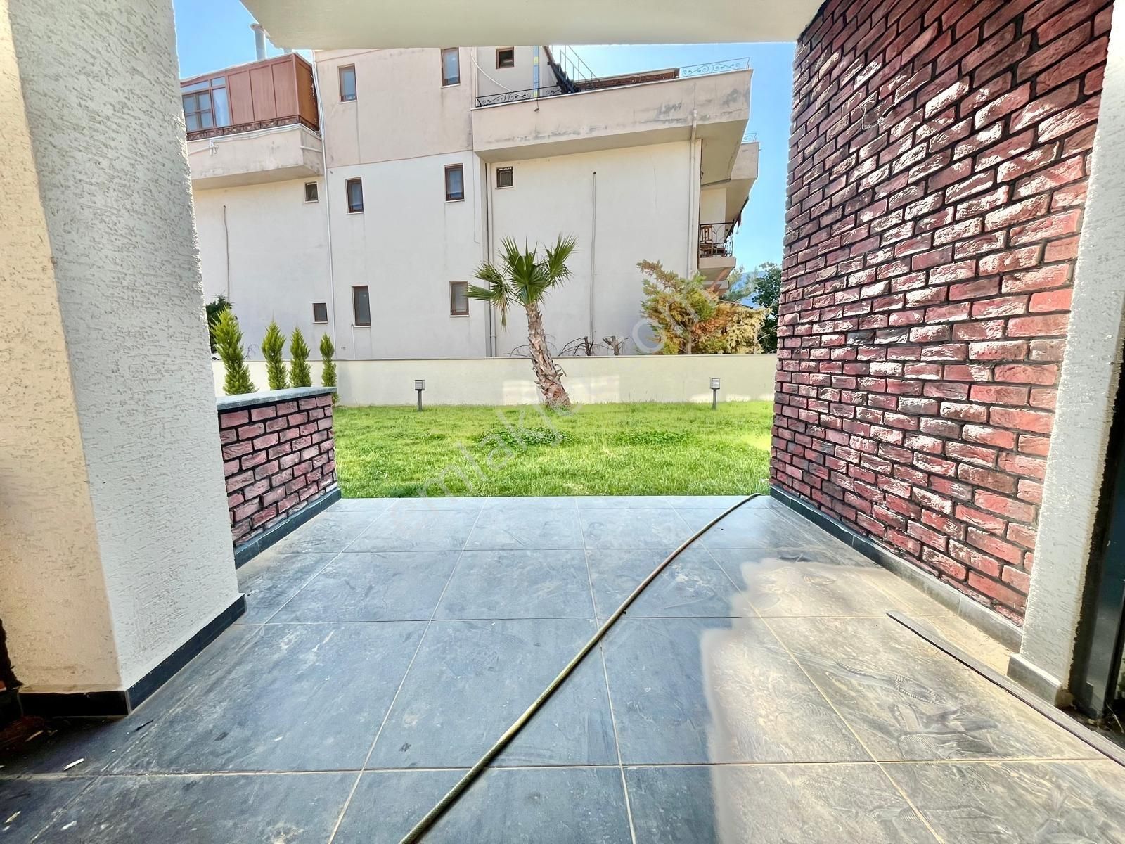 Gümüşden Kızılkeçilde Yüzme Havuzlu Kazdağlarına Komşu 4+1 Villa - Görsel 5