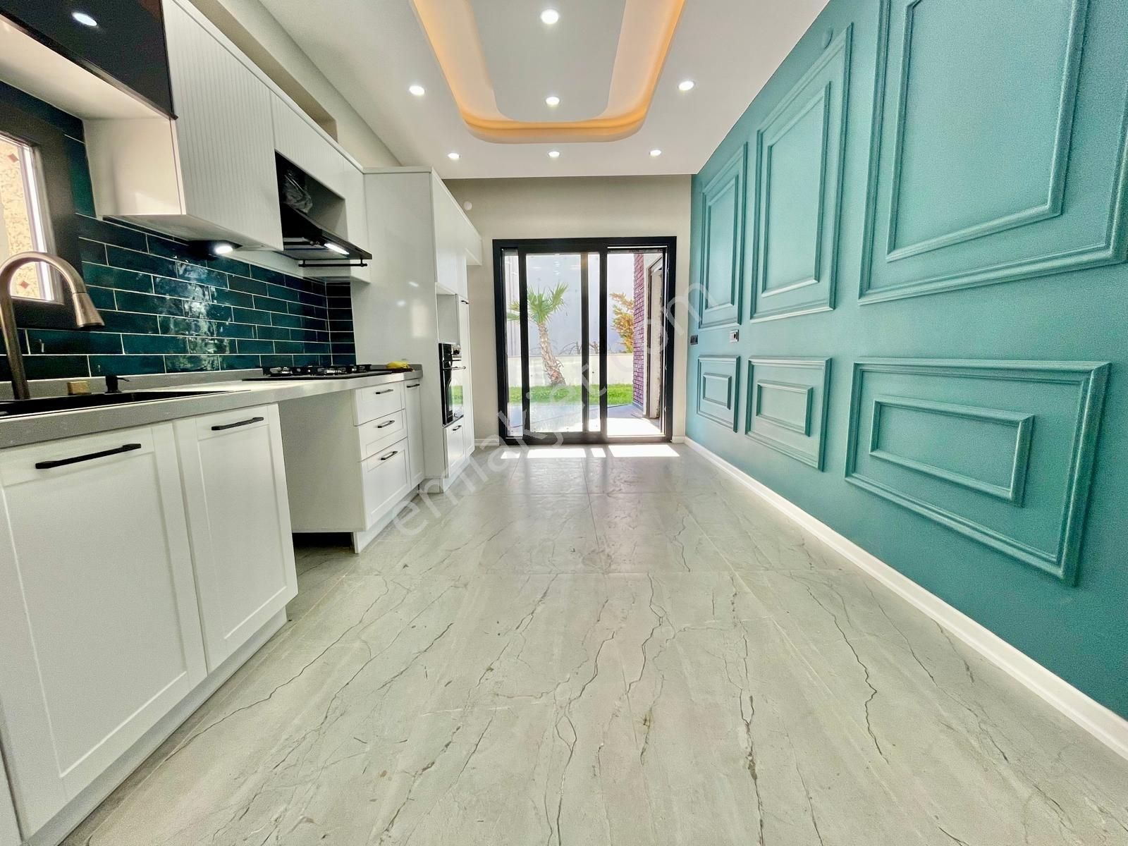 Gümüşden Kızılkeçilde Yüzme Havuzlu Kazdağlarına Komşu 4+1 Villa - Görsel 21