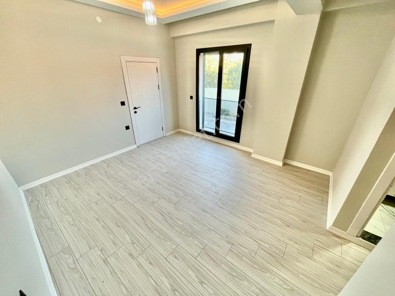 Gümüşden Kızılkeçilde Yüzme Havuzlu Kazdağlarına Komşu 4+1 Villa - Görsel 13