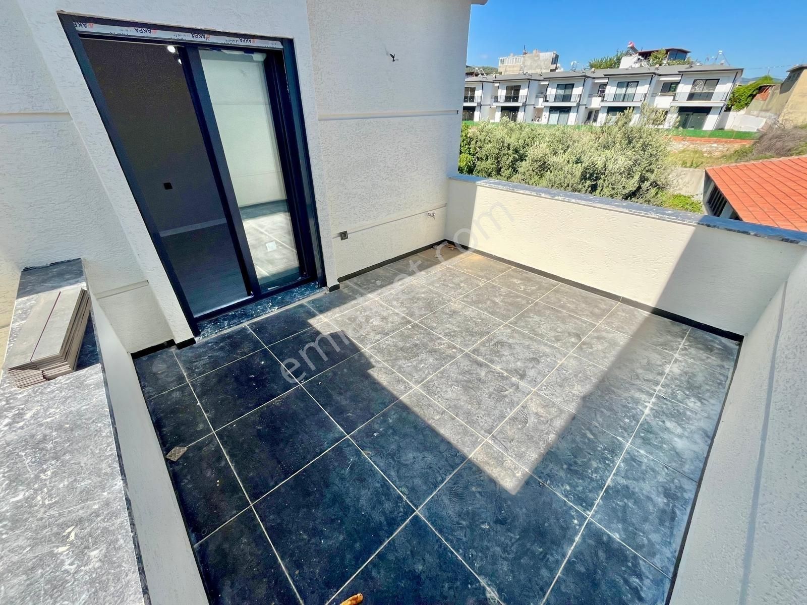 Gümüşden Kızılkeçilde Yüzme Havuzlu Kazdağlarına Komşu 4+1 Villa - Görsel 26