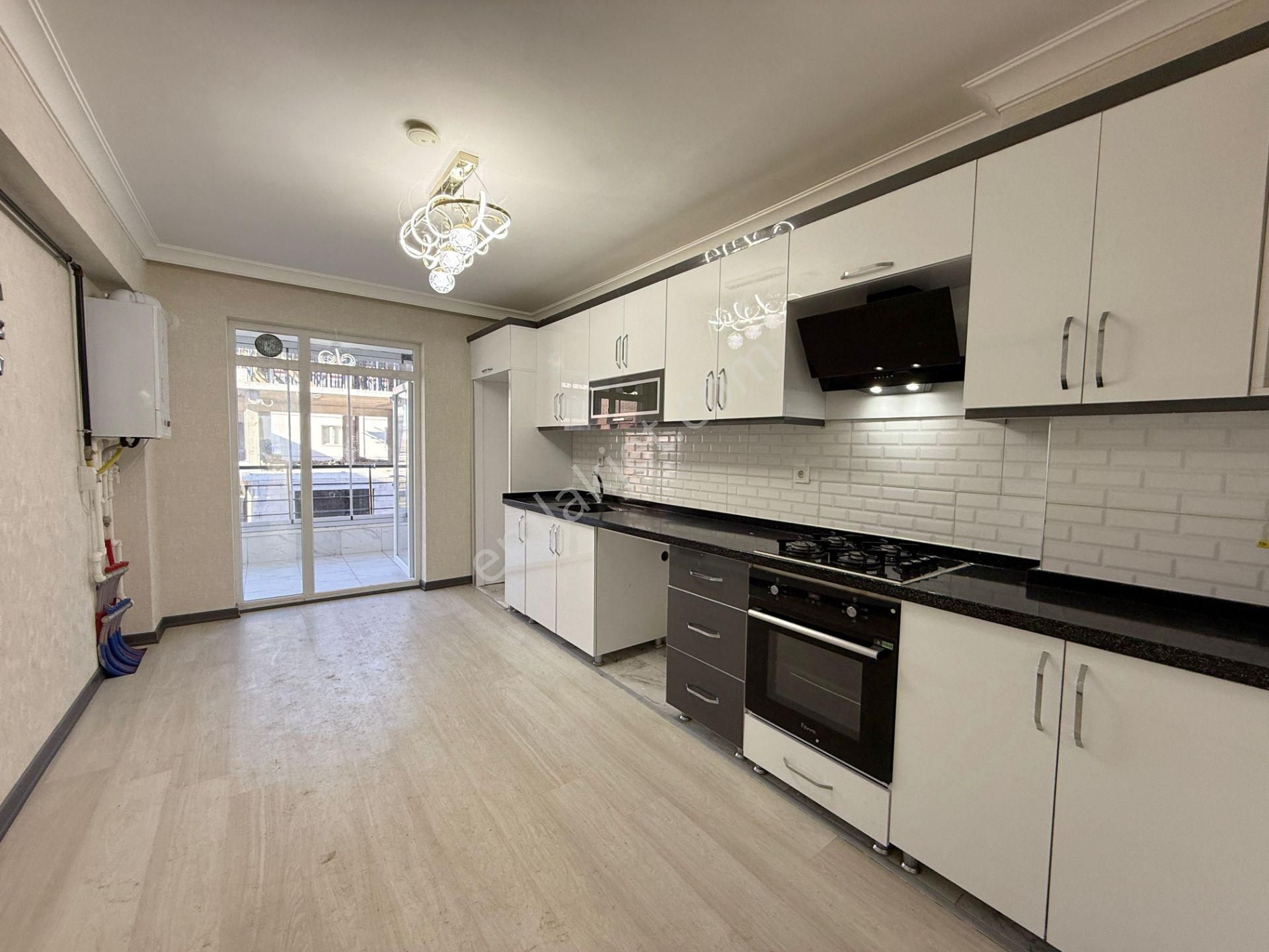 Öz'maşalllah.dan Teras Balkonlou Full+full Yapılı 3+1 Daire - Görsel 2