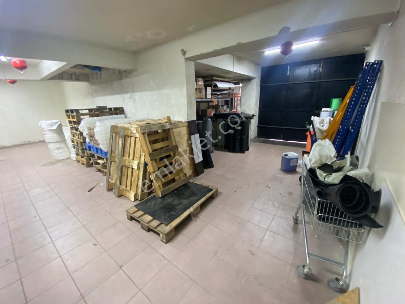 Güzelyalı Sahil Yolunda Araç Girebilen Çift Katlı Kiralık Dükkan - Görsel 12