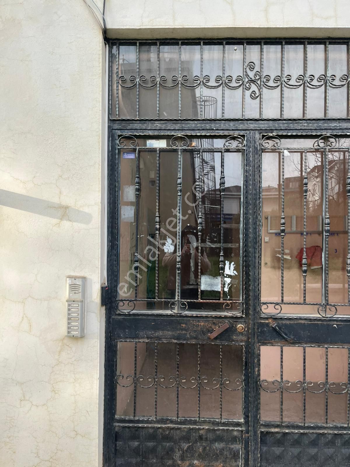 Güzelyalı Sahil Yolunda Araç Girebilen Çift Katlı Kiralık Dükkan - Görsel 23