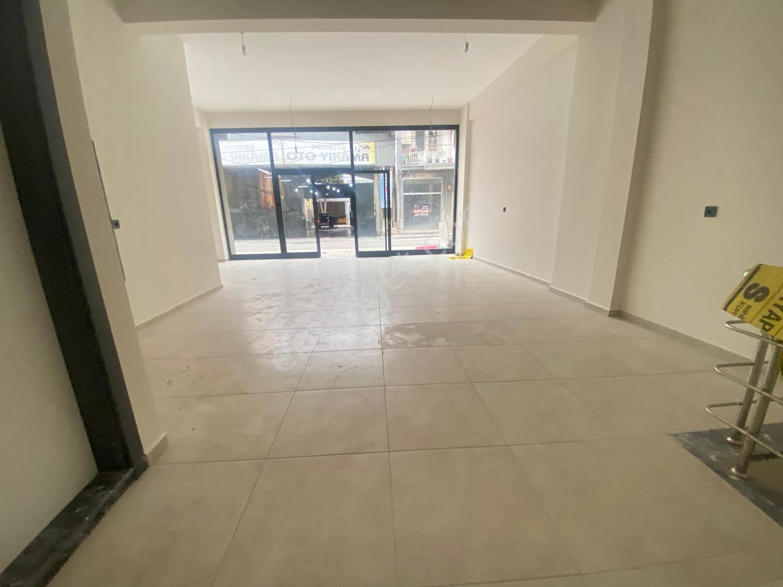 Buca Şirinyer Hürriyet Mah.de Namık Kemal Cadesi Üzerinde 150m2+250m2 Depolu Kiralık Dükkan - Görsel 2