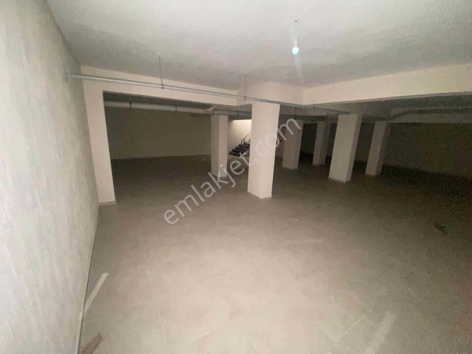 Buca Şirinyer Hürriyet Mah.de Namık Kemal Cadesi Üzerinde 150m2+250m2 Depolu Kiralık Dükkan - Görsel 20