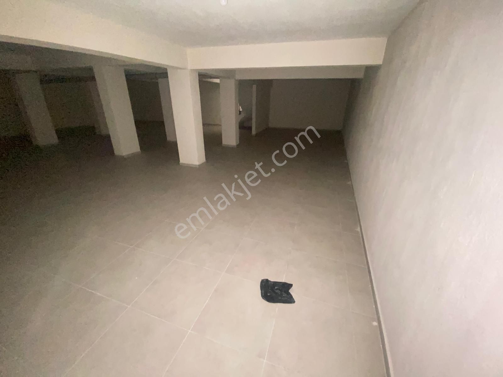 Buca Şirinyer Hürriyet Mah.de Namık Kemal Cadesi Üzerinde 150m2+250m2 Depolu Kiralık Dükkan - Görsel 22