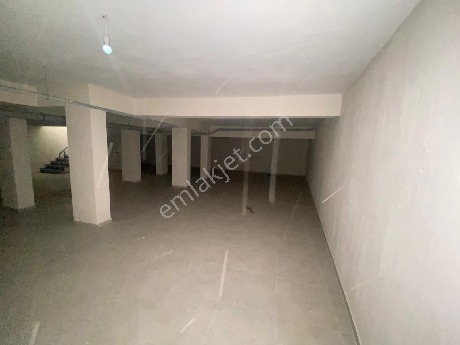 Buca Şirinyer Hürriyet Mah.de Namık Kemal Cadesi Üzerinde 150m2+250m2 Depolu Kiralık Dükkan - Görsel 19