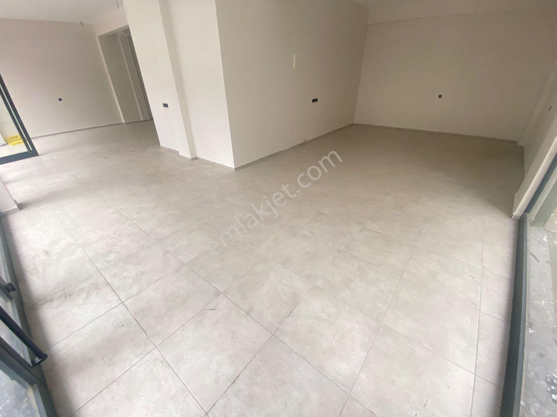 Buca Şirinyer Hürriyet Mah.de Namık Kemal Cadesi Üzerinde 150m2+250m2 Depolu Kiralık Dükkan - Görsel 11