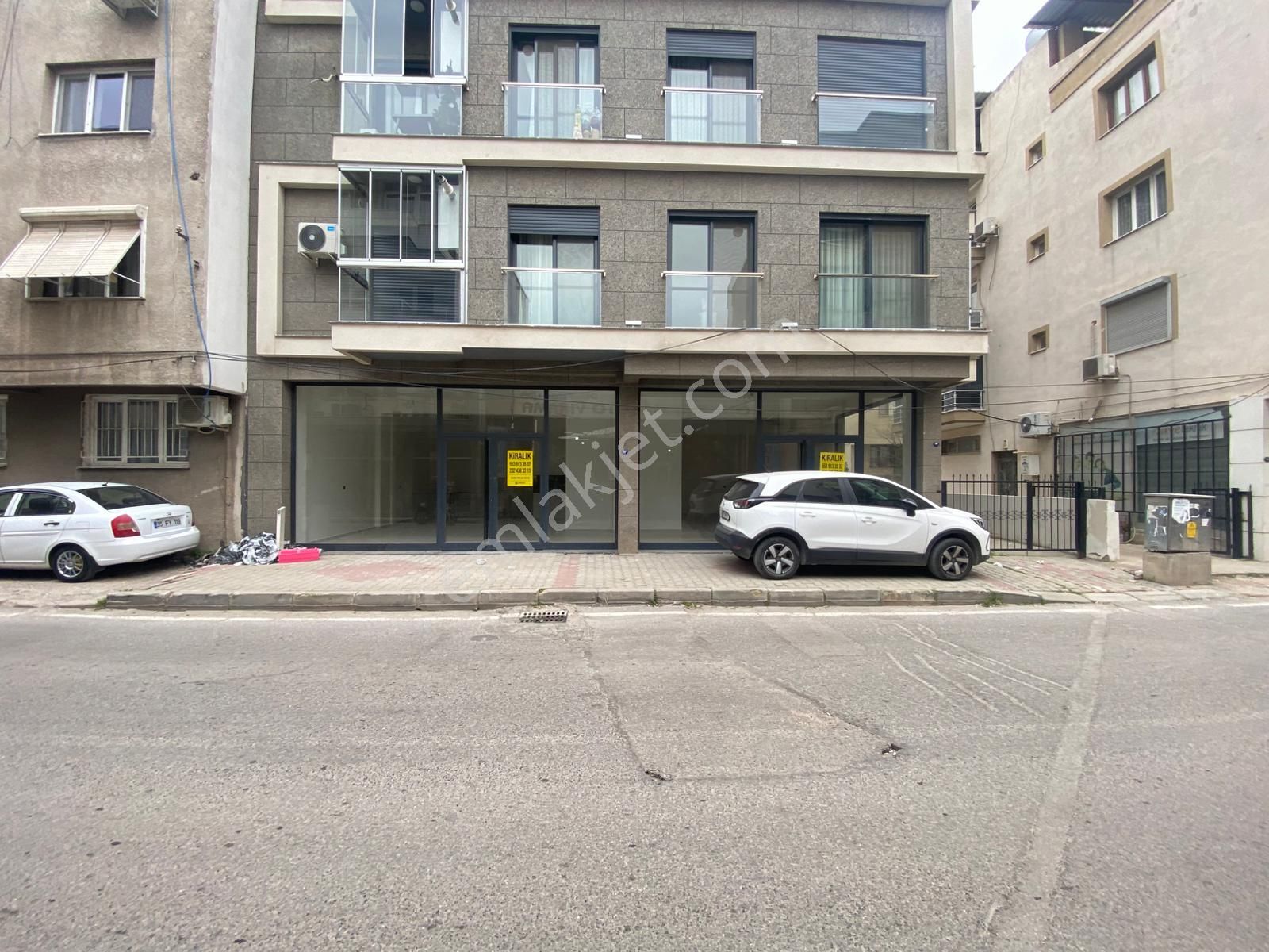 Buca Şirinyer Hürriyet Mah.de Namık Kemal Cadesi Üzerinde 150m2+250m2 Depolu Kiralık Dükkan - Görsel 29