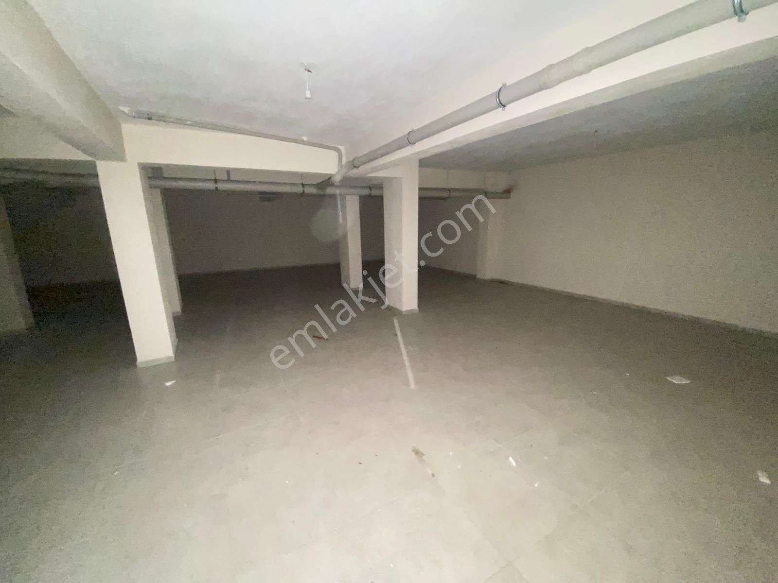 Buca Şirinyer Hürriyet Mah.de Namık Kemal Cadesi Üzerinde 150m2+250m2 Depolu Kiralık Dükkan - Görsel 18