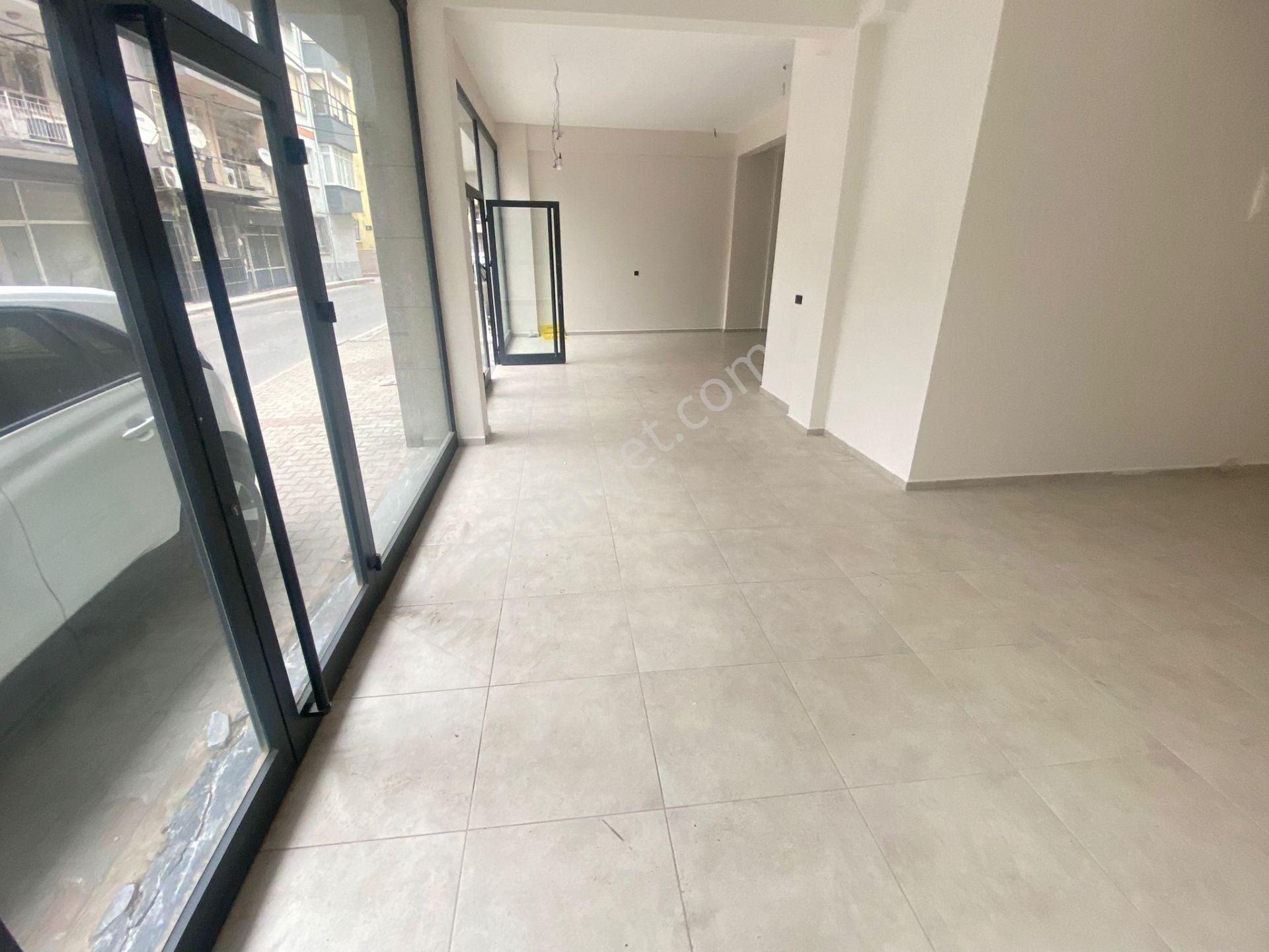 Buca Şirinyer Hürriyet Mah.de Namık Kemal Cadesi Üzerinde 150m2+250m2 Depolu Kiralık Dükkan - Görsel 9