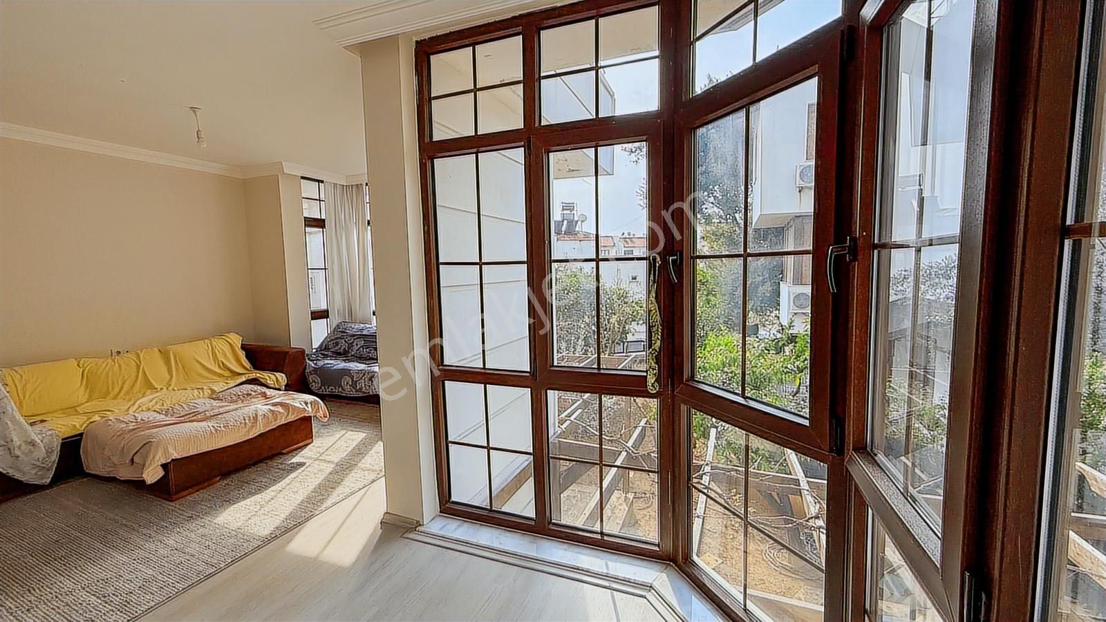 Lara Kent Sitesinde 334 M² Arsalı Tripleks Villa - Görsel 28