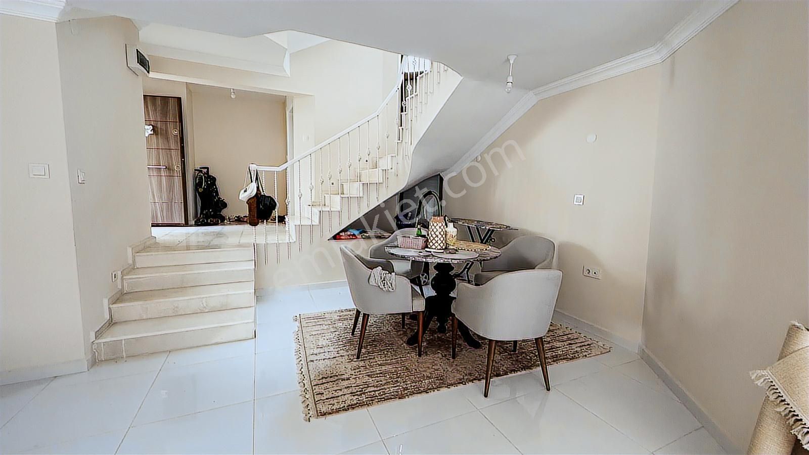 Lara Kent Sitesinde 334 M² Arsalı Tripleks Villa - Görsel 25