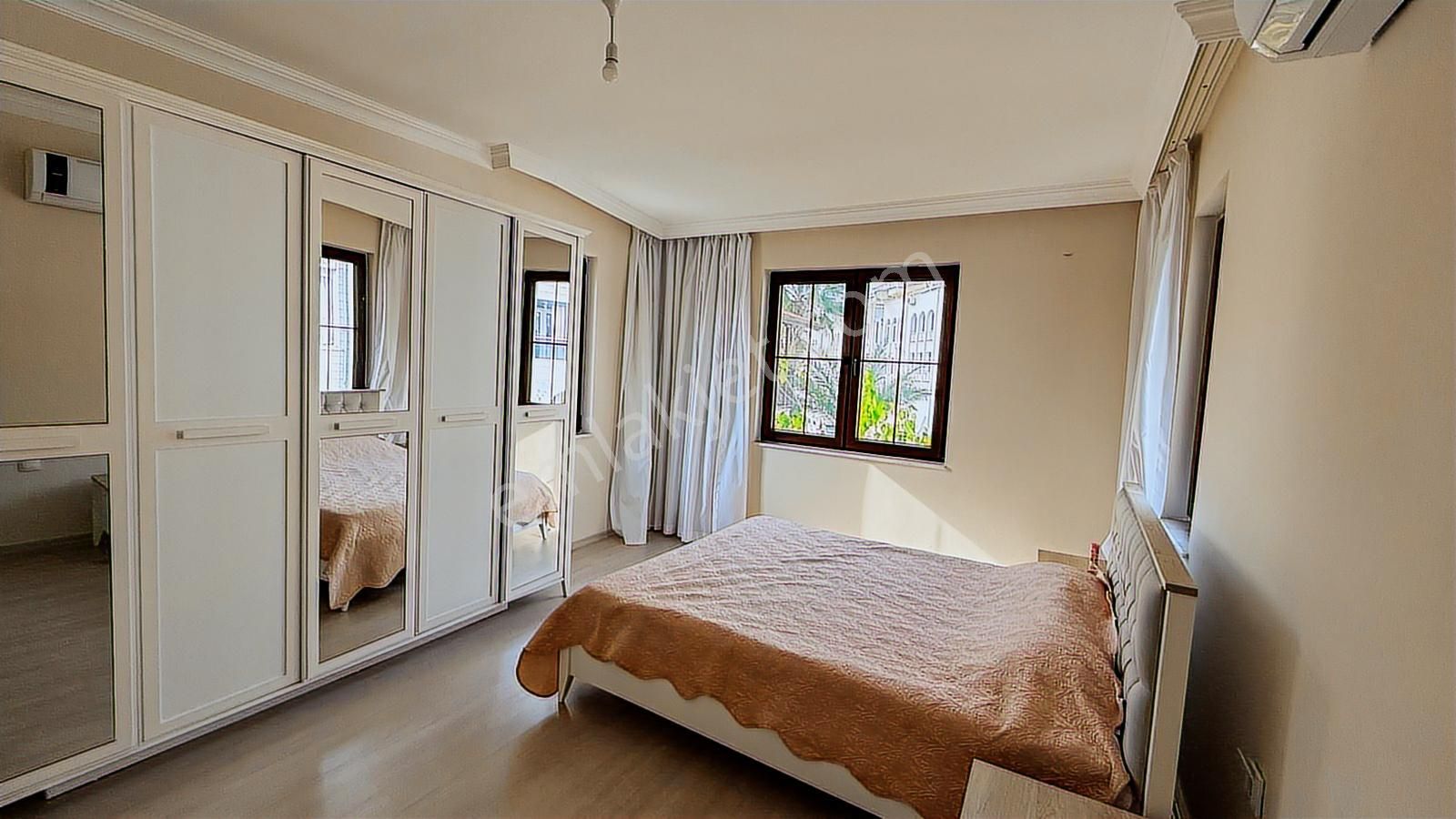 Lara Kent Sitesinde 334 M² Arsalı Tripleks Villa - Görsel 30