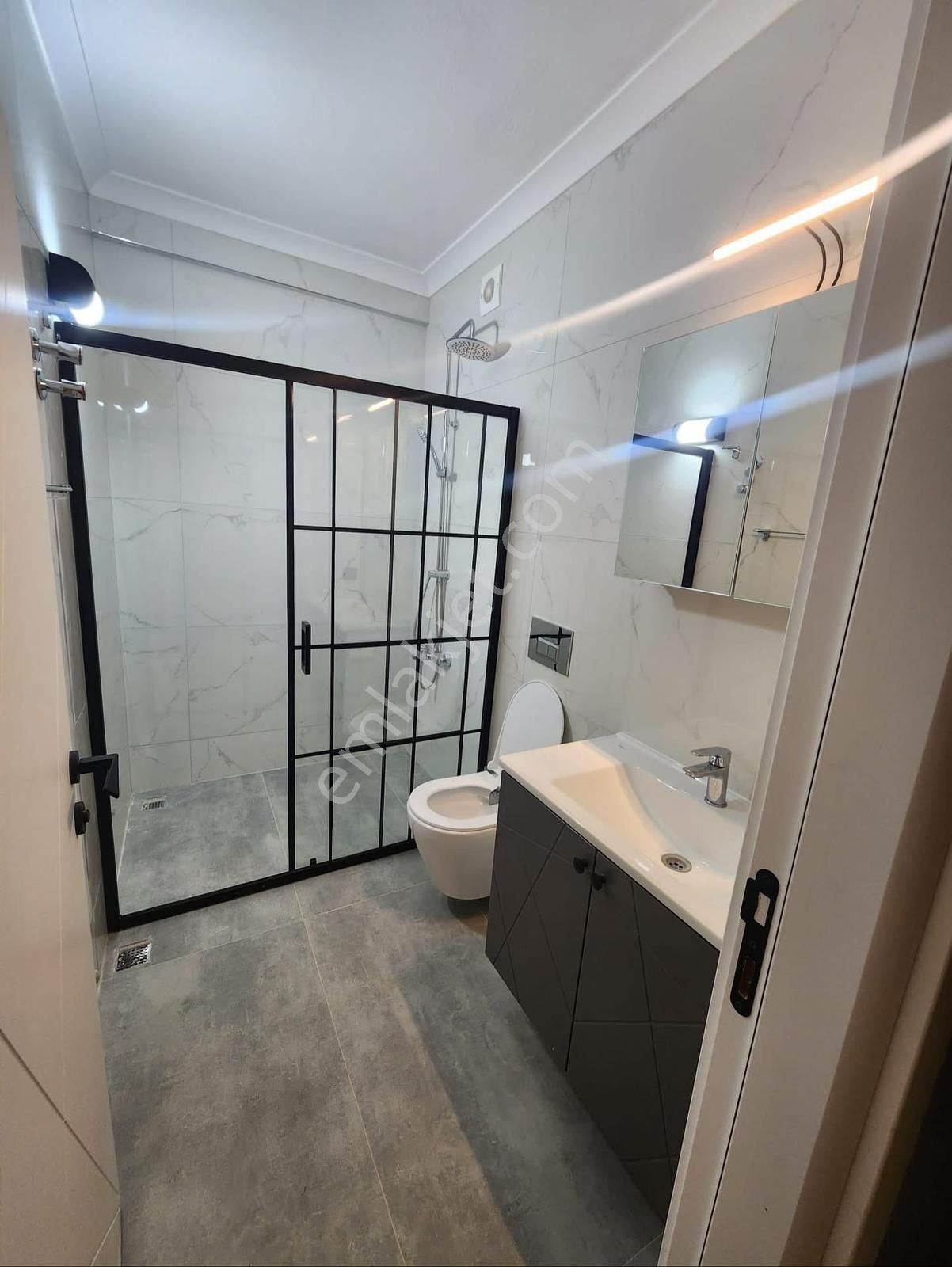 Hisar Mahallesinde Yaraşır İnşaattan Satılık 3+1 Villa - Görsel 3