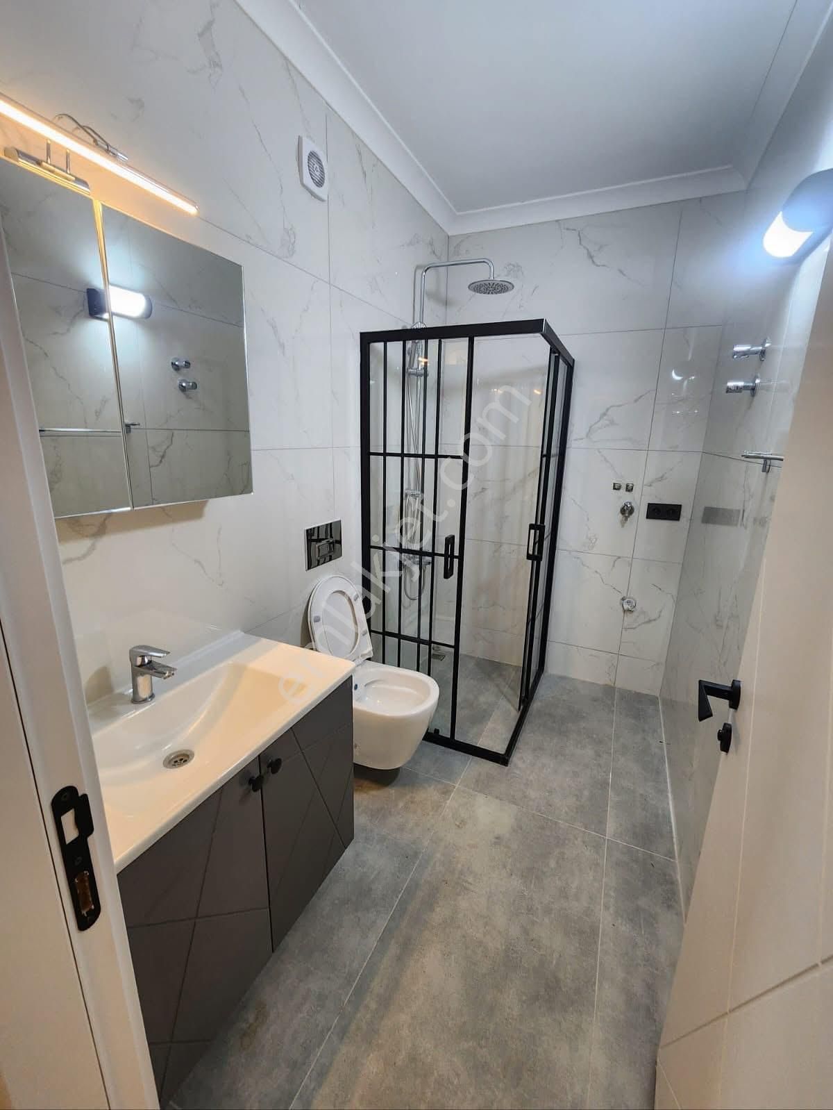 Hisar Mahallesinde Yaraşır İnşaattan Satılık 3+1 Villa - Görsel 12