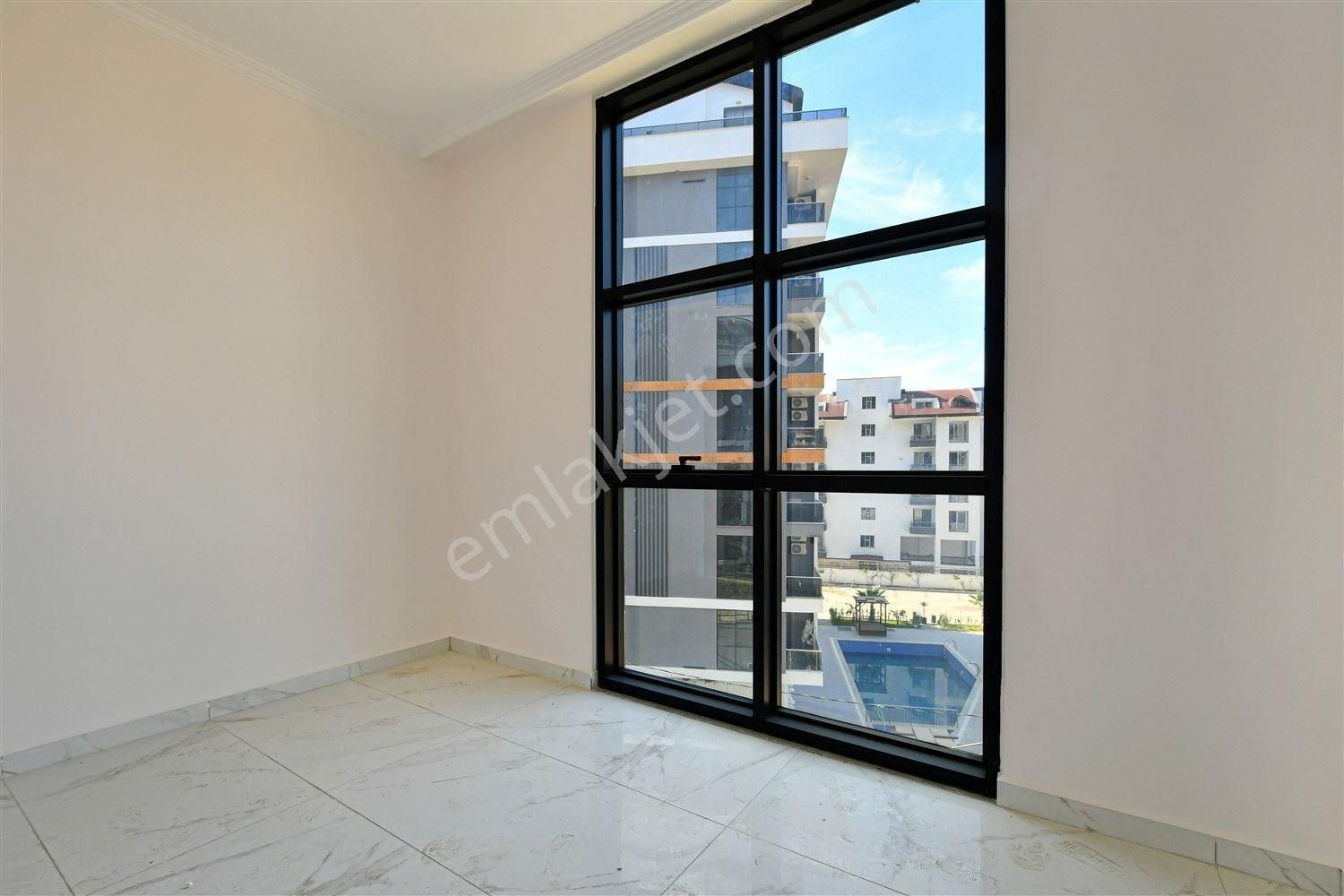 Alanya Avsallar’da Sosyal Alanlı Sitede 1+1 Satılık Daire - Görsel 4