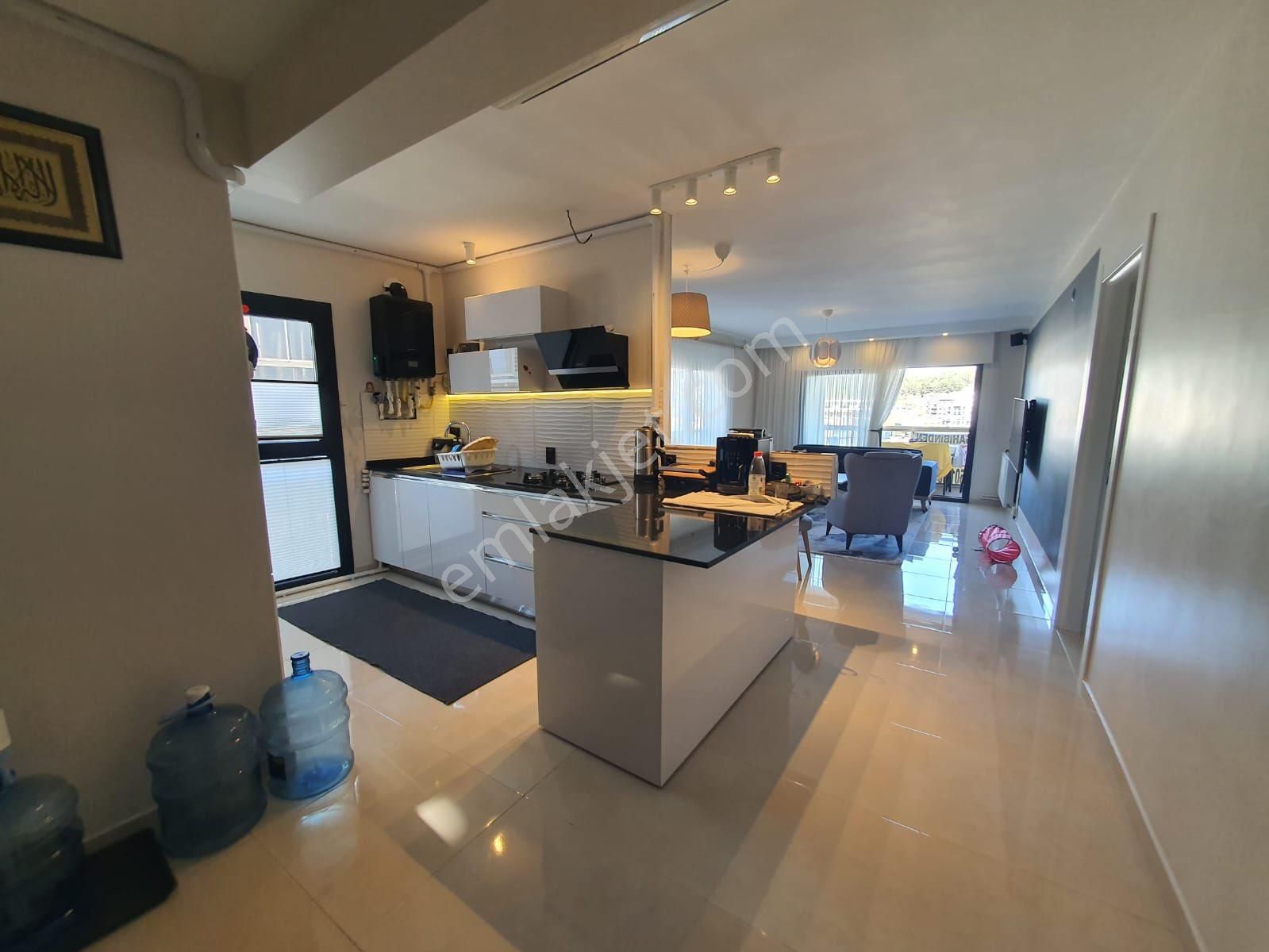 Kuşadası Değirmendere'de 3+1 Havuzlu Satılık Rezidans Daire - Görsel 2