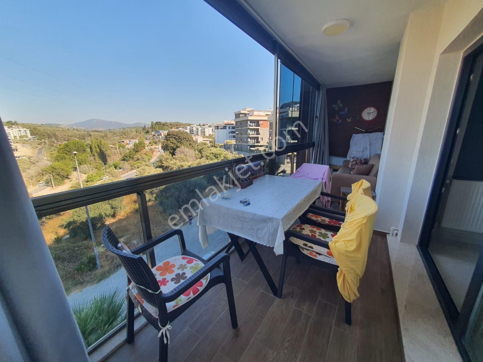 Kuşadası Değirmendere'de 3+1 Havuzlu Satılık Rezidans Daire - Görsel 24