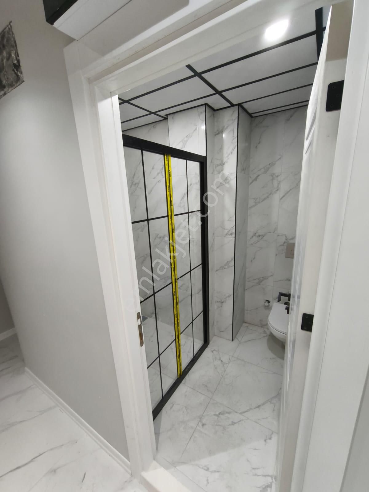 🚗🏢 Modern Ve Merkezi 1+1 Apart! • Özel Garajlı • 3.kat • Balkonlu • Asansörlü 🔑✨ (d248) - Görsel 9